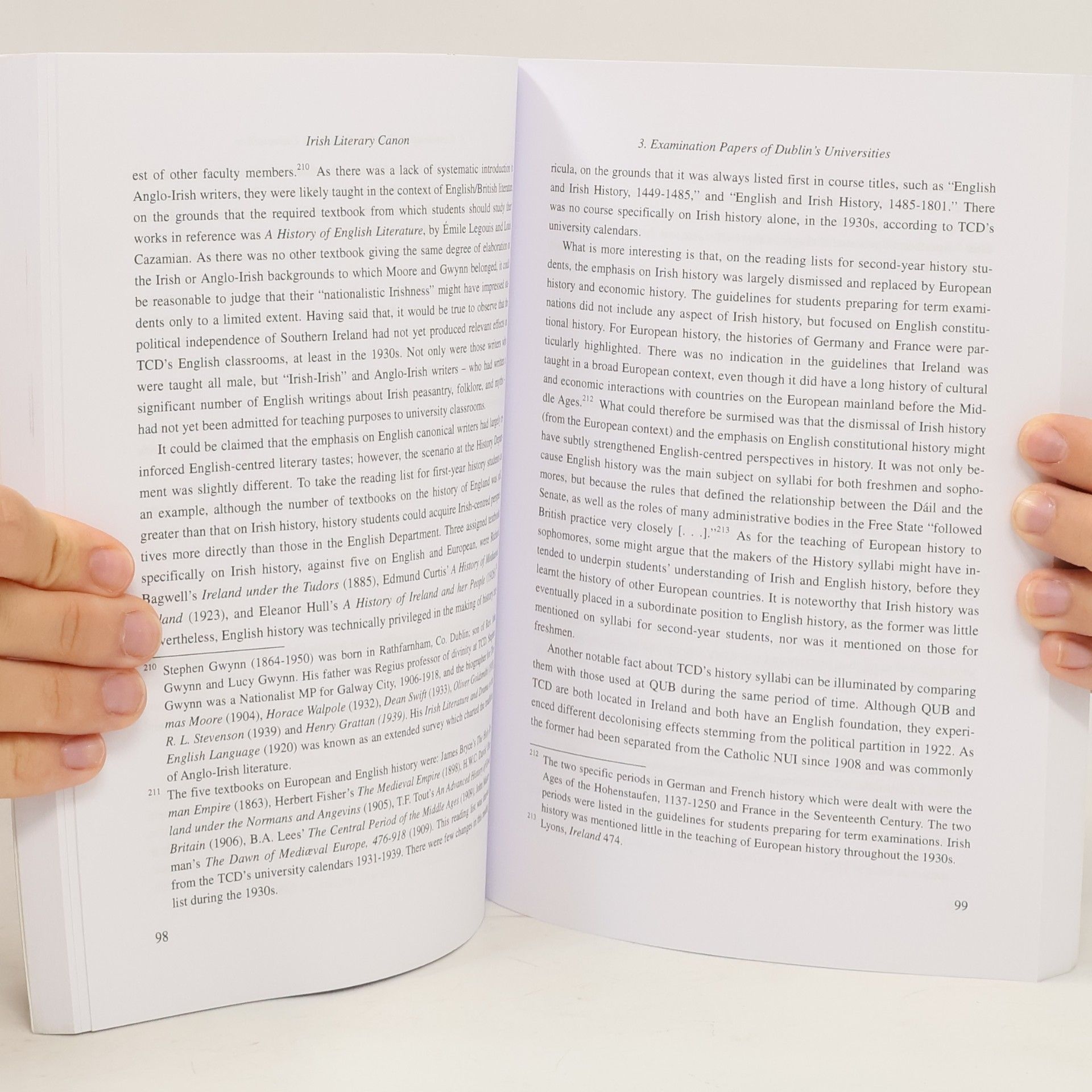 Wei Hung Kao Studies In English Literatures - 6: The Formation Of An Irish Literary Canon In The Mid-Twentieth Century