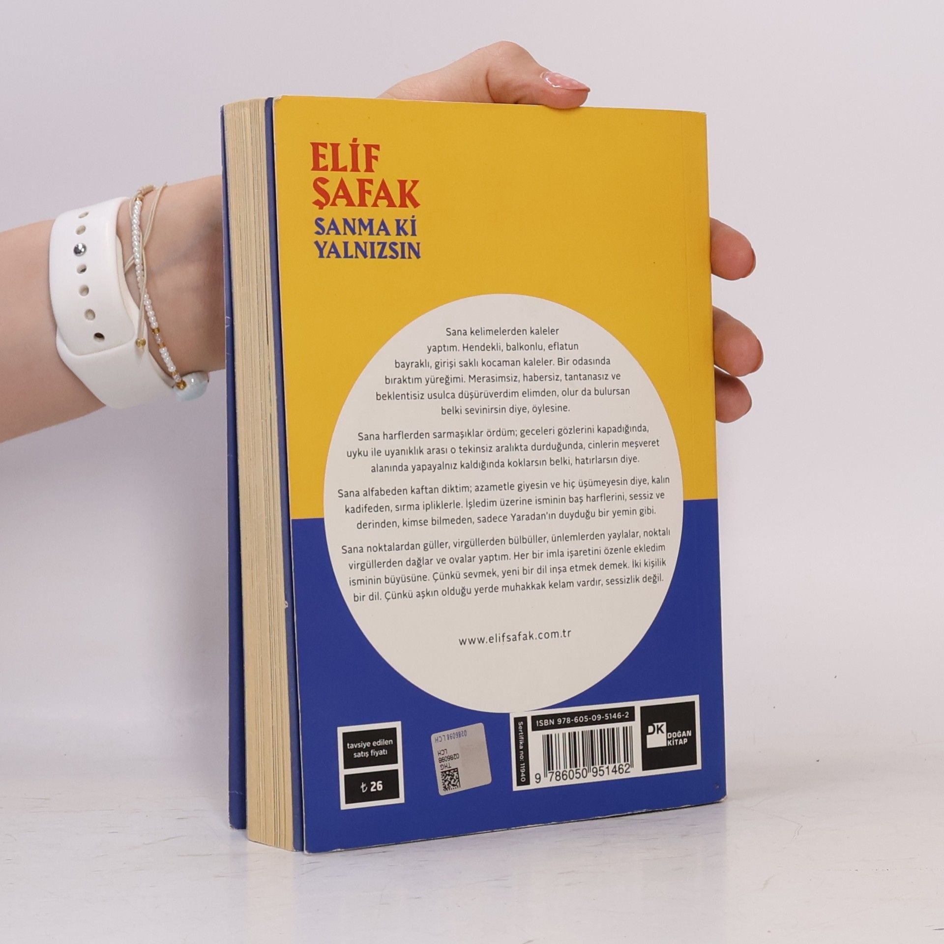 Elif Shafak Sanma ki Yalnızsın - 100.000 Adet