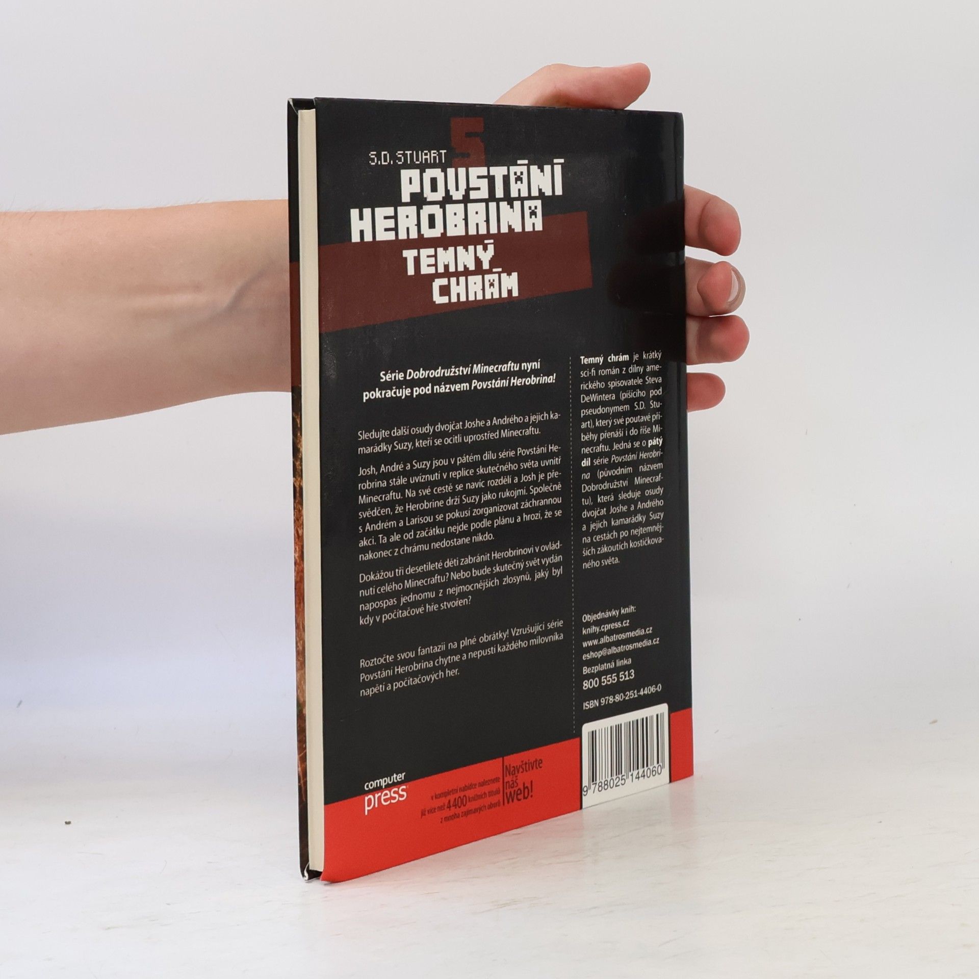 Stuart Dean Povstání Herobrina. 5, Temný chrám