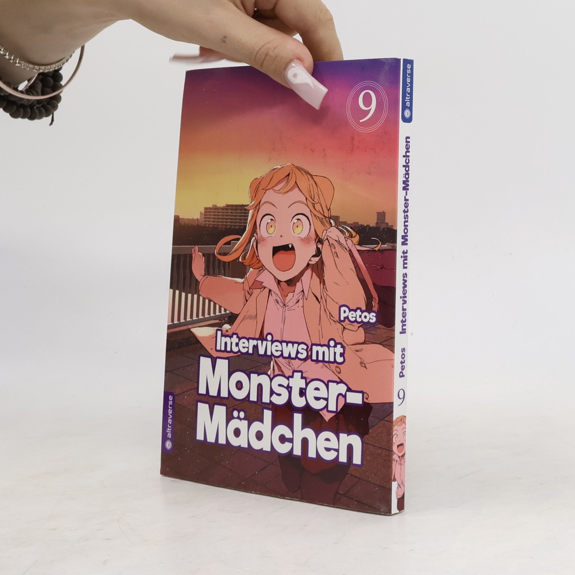 Petosu Interviews mit Monster-Mädchen 09