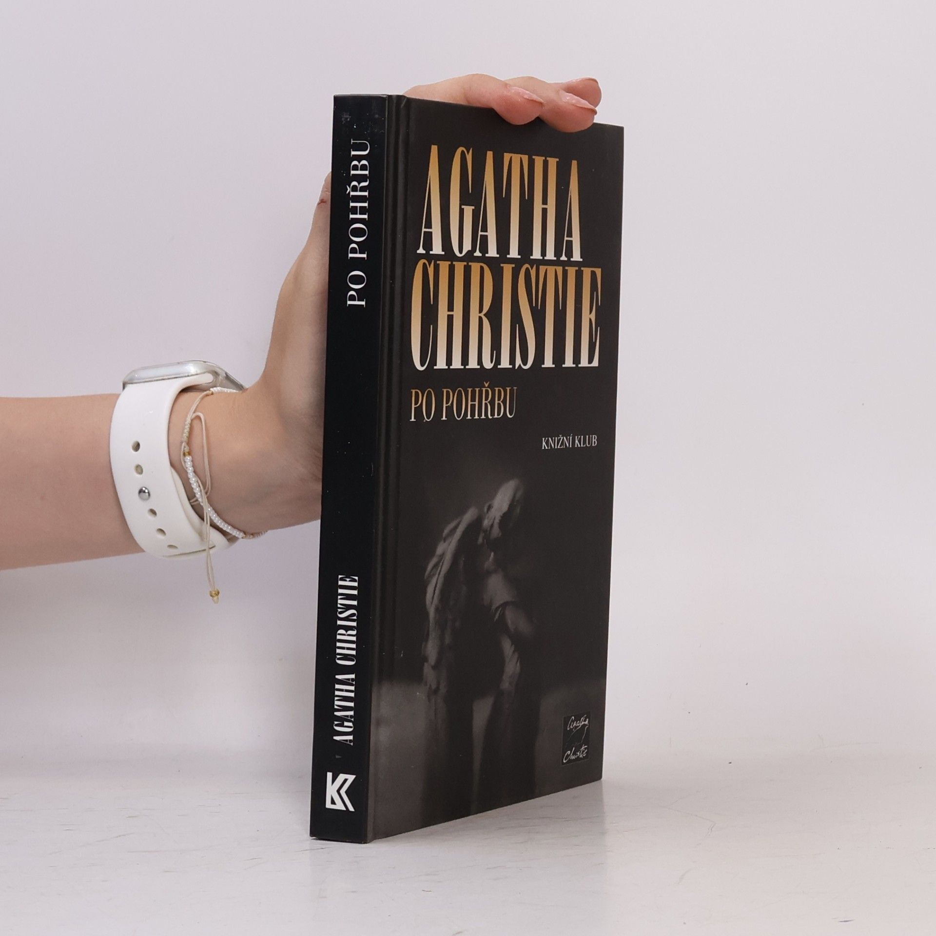 Agatha Christie Po pohřbu