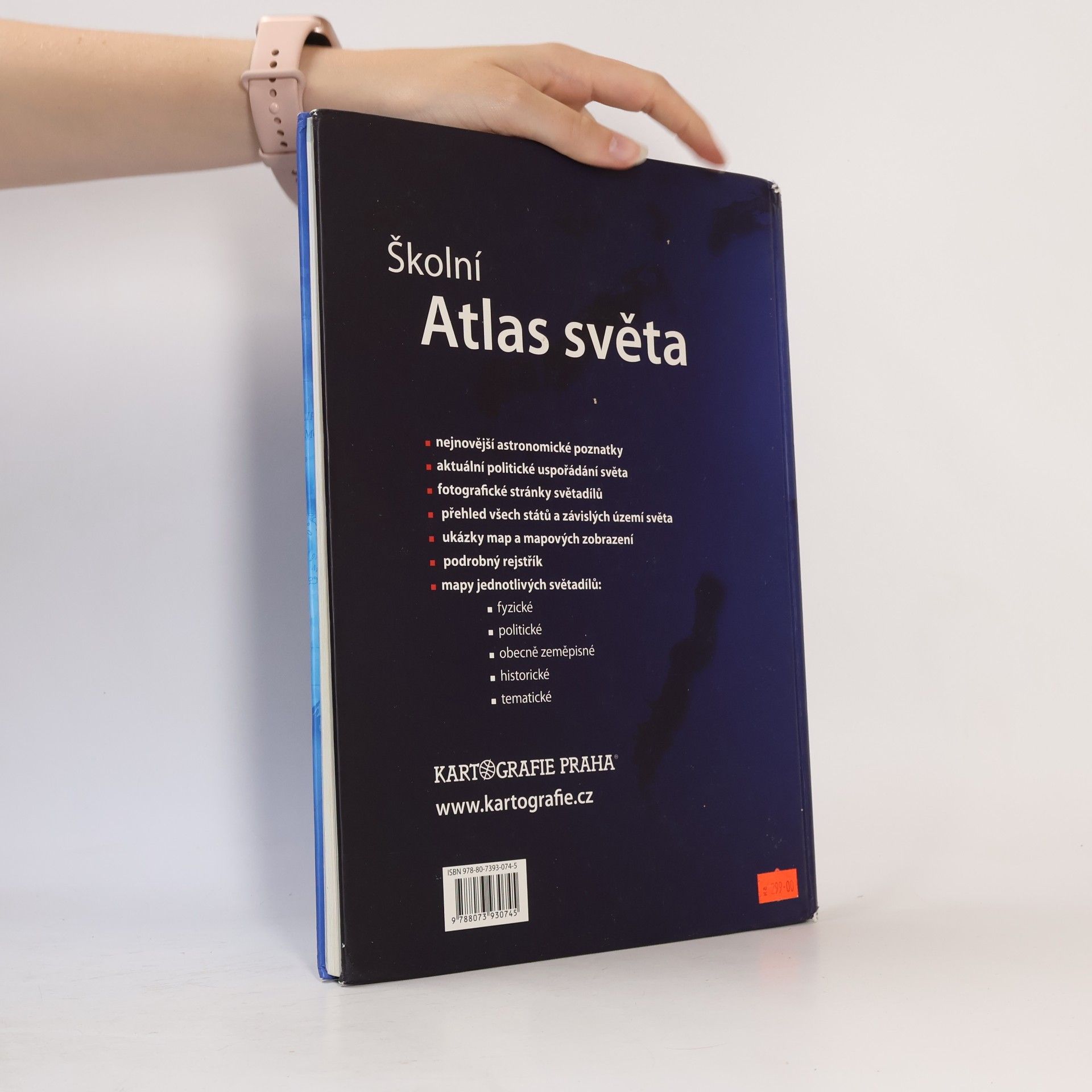 Kolektív autorov Školní atlas světa