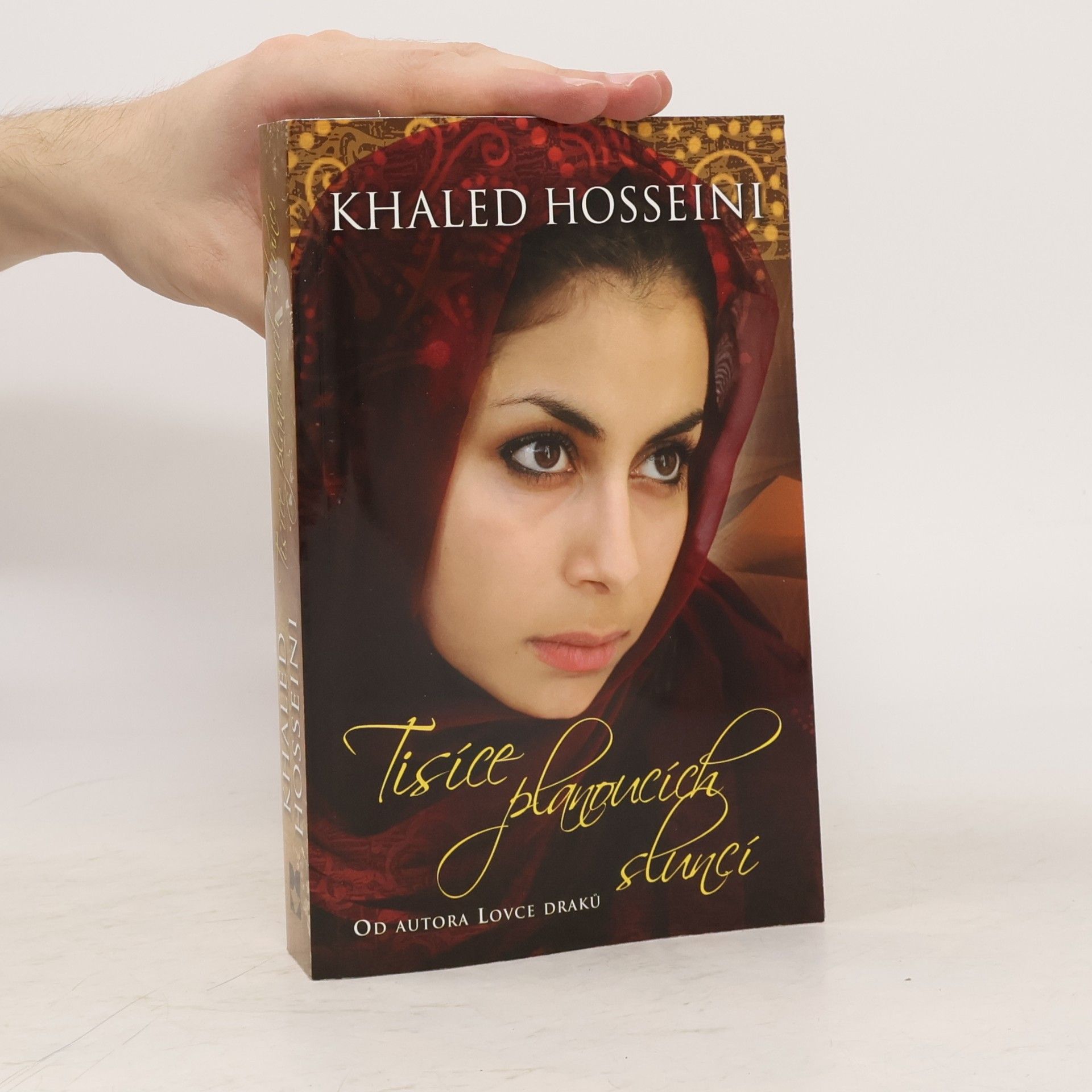 Khaled Hosseini Tisíce planoucích sluncí