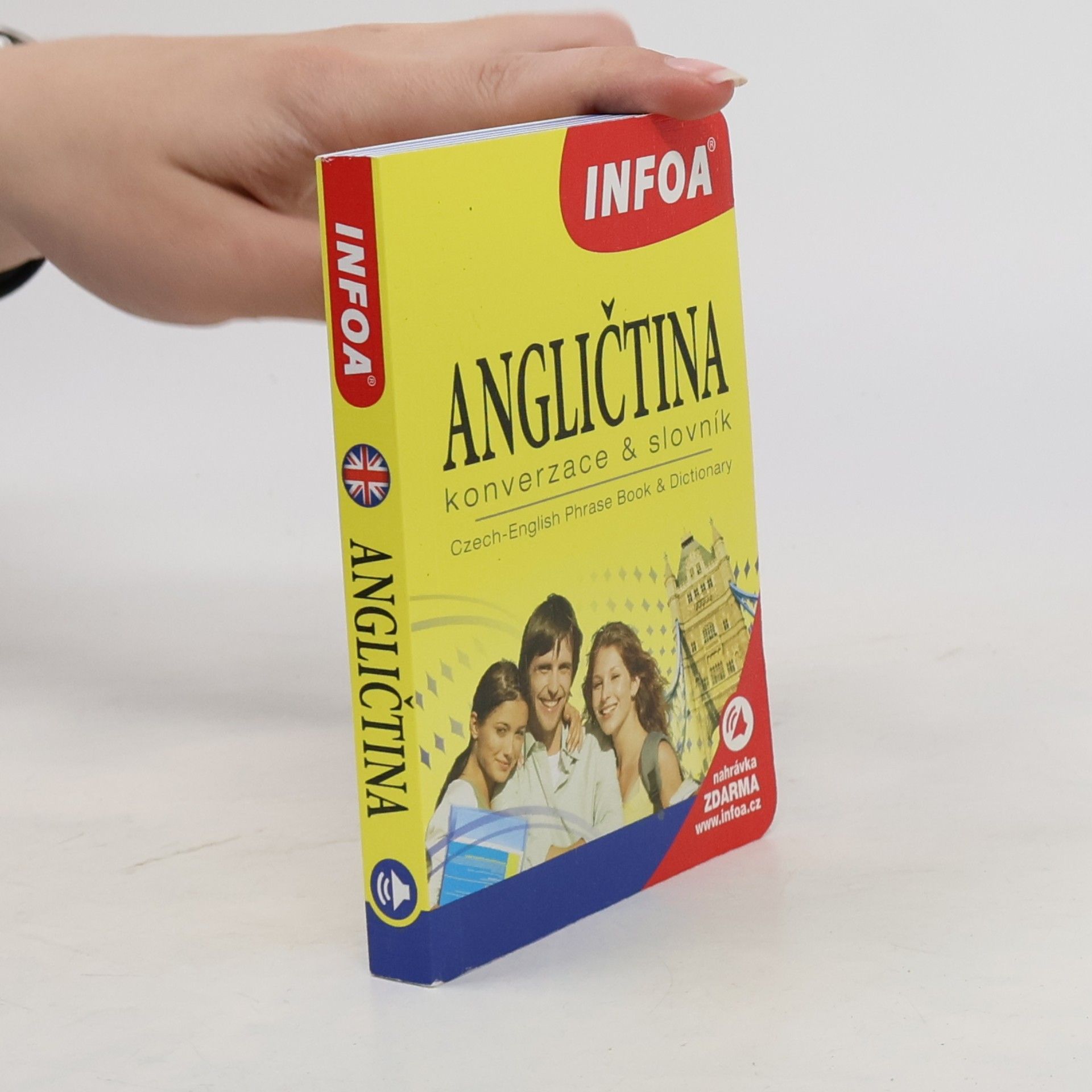 Martina Kutalová Angličtina: Konverzace & slovník. Czech-English phrase book & dictionary