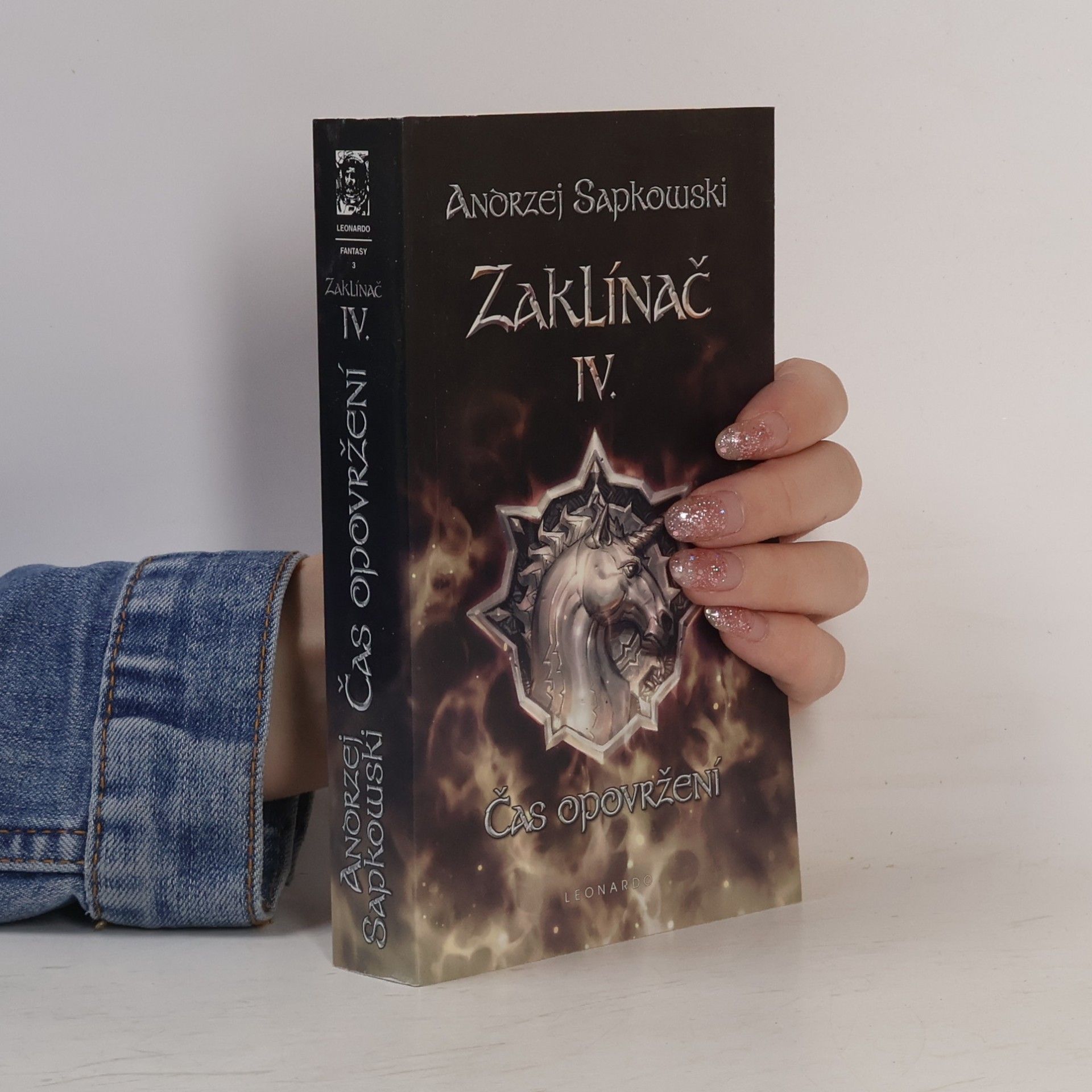 Andrzej Sapkowski Zaklínač IV. Čas opovržení