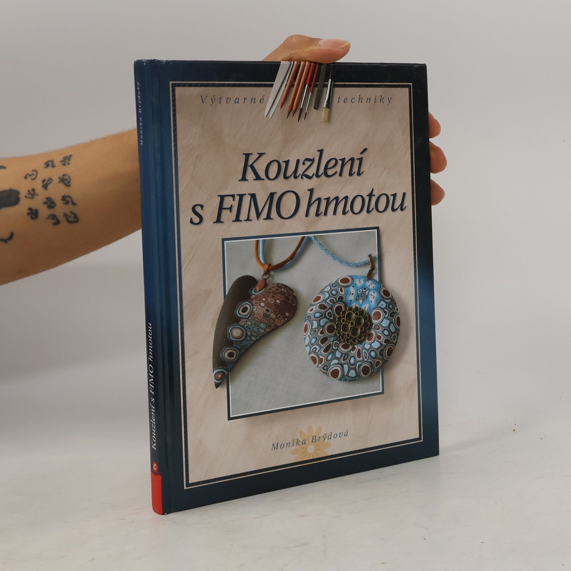 Monika Brýdová Kouzlení s FIMO hmotou