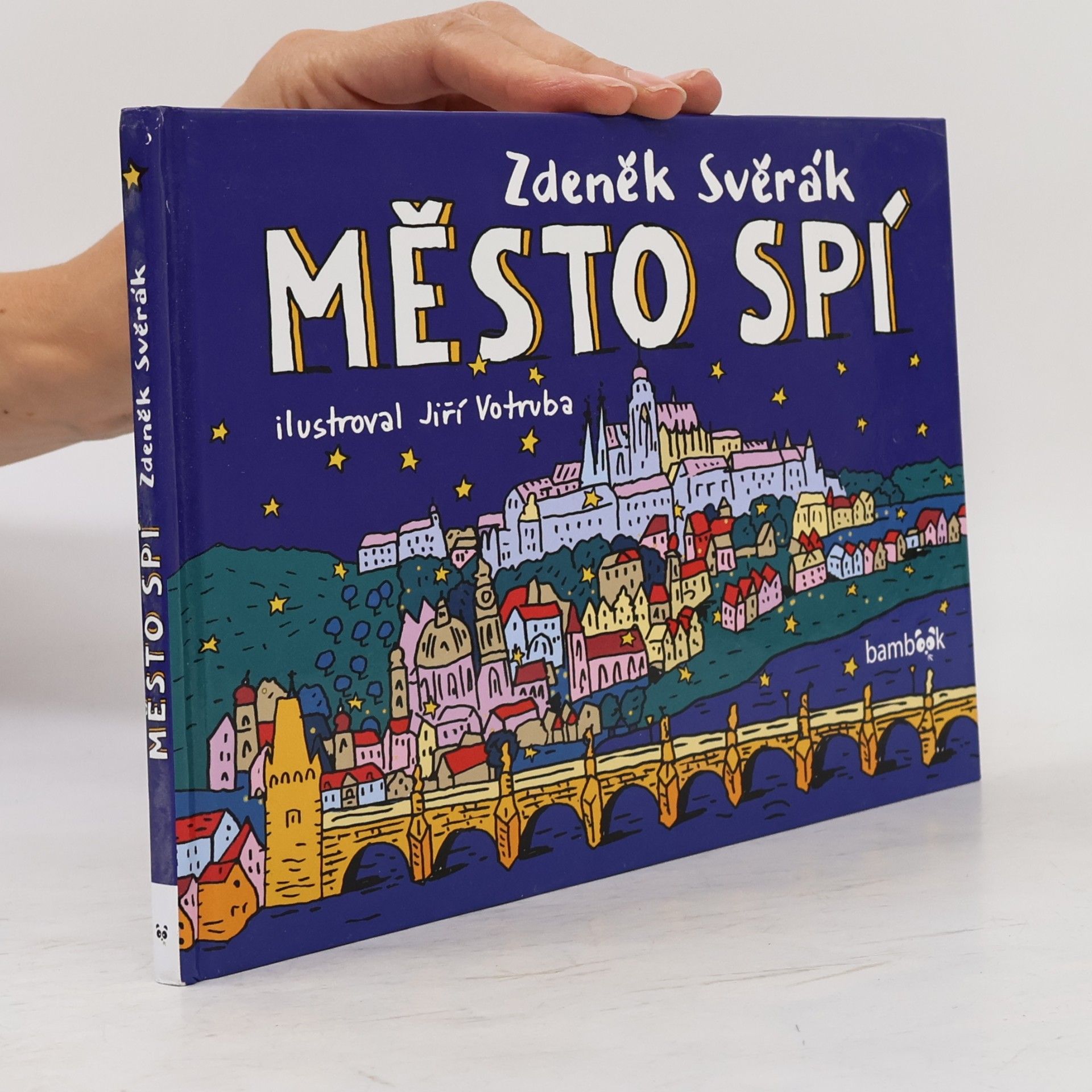 Město spí