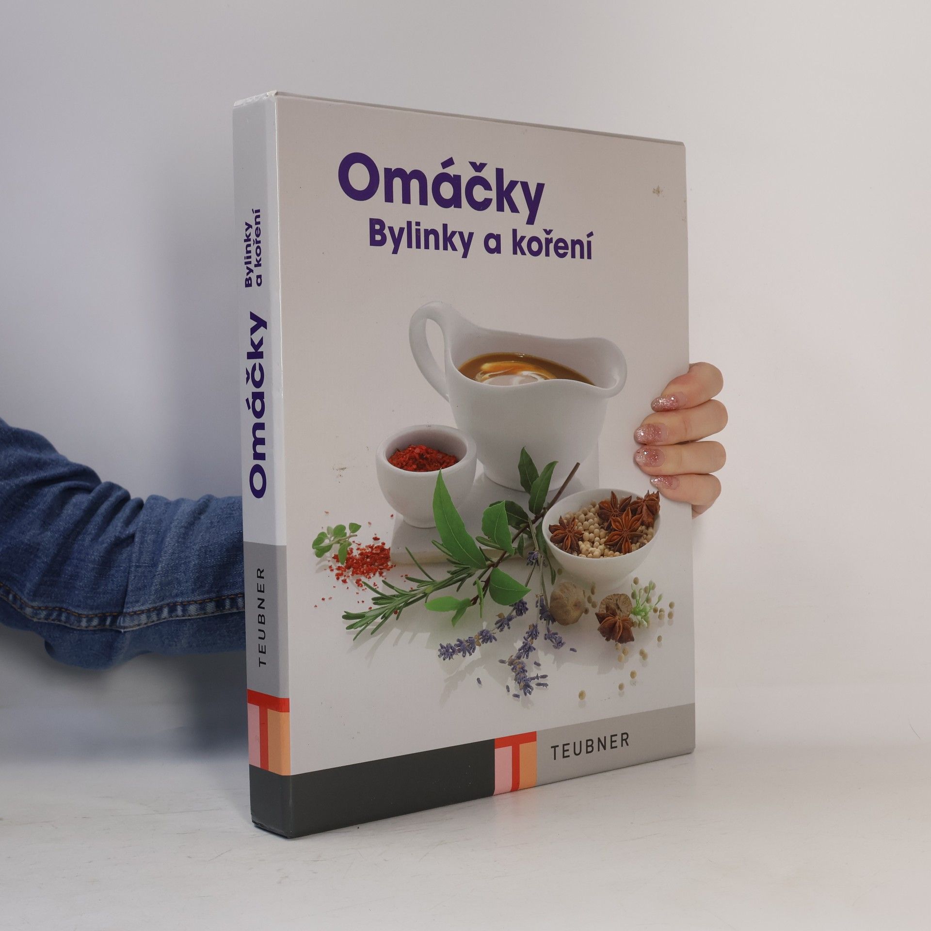 Kolektív autorov Omáčky. Bylinky a korenie