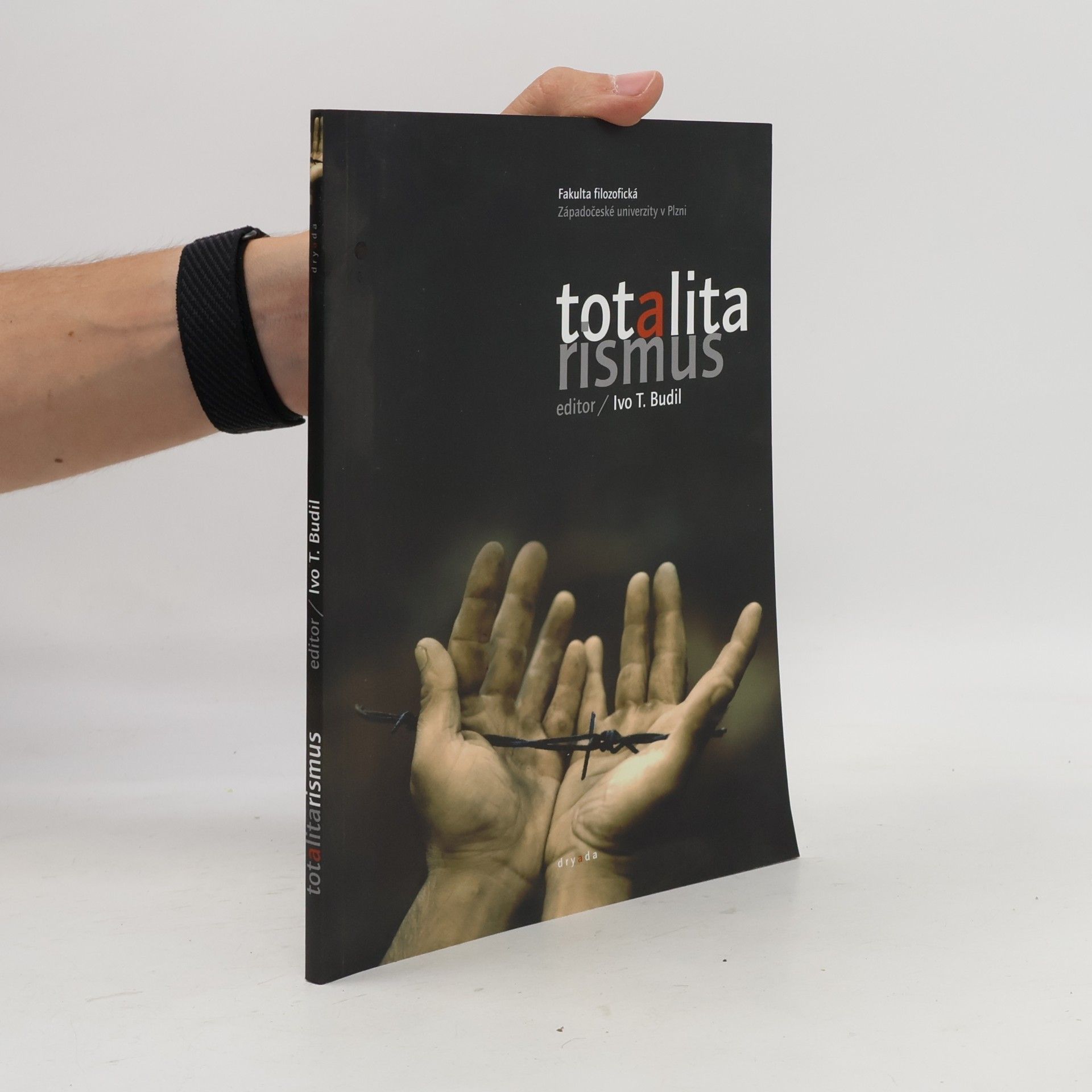 Totalitarismus: Interdisciplinární pohled