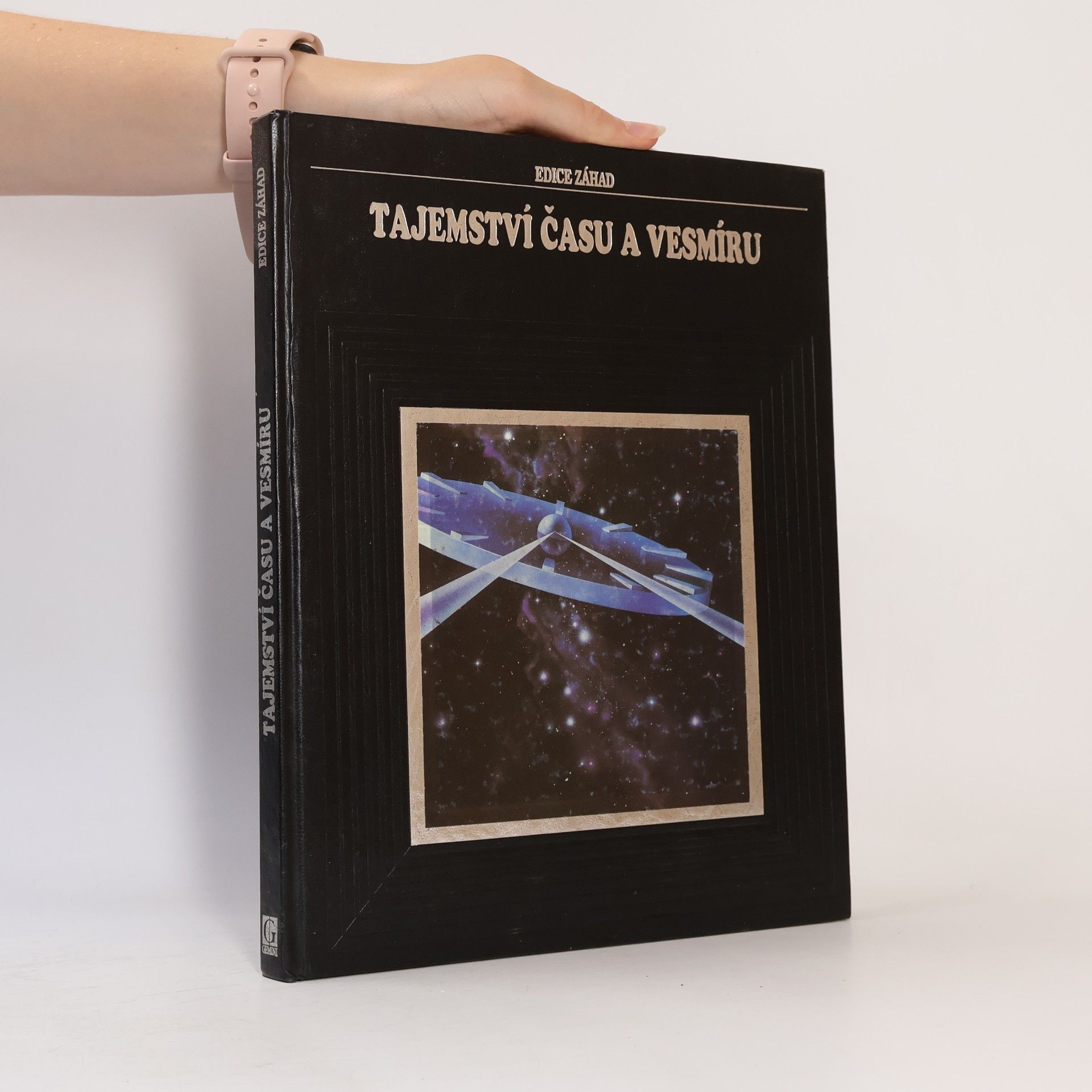 Kolektiv autorů Tajemství času a vesmíru