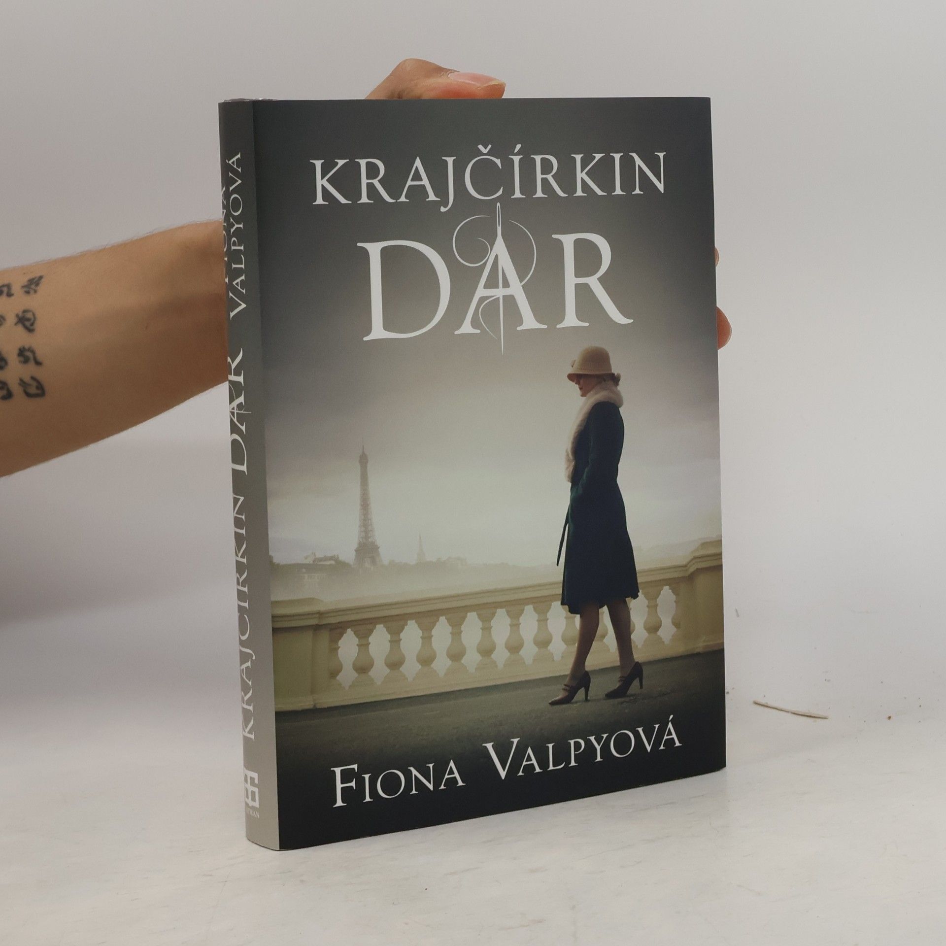 Fiona Valpy Krajčírkin dar