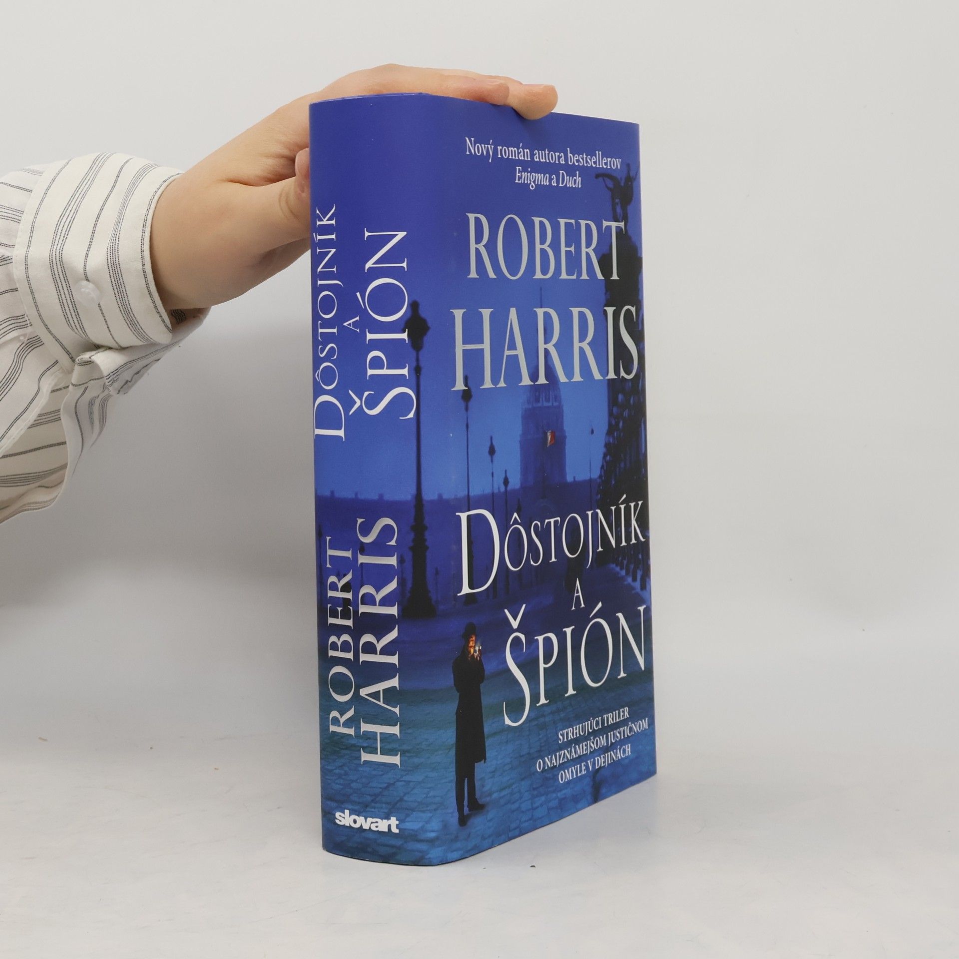 Robert Harris Dôstojník a špión