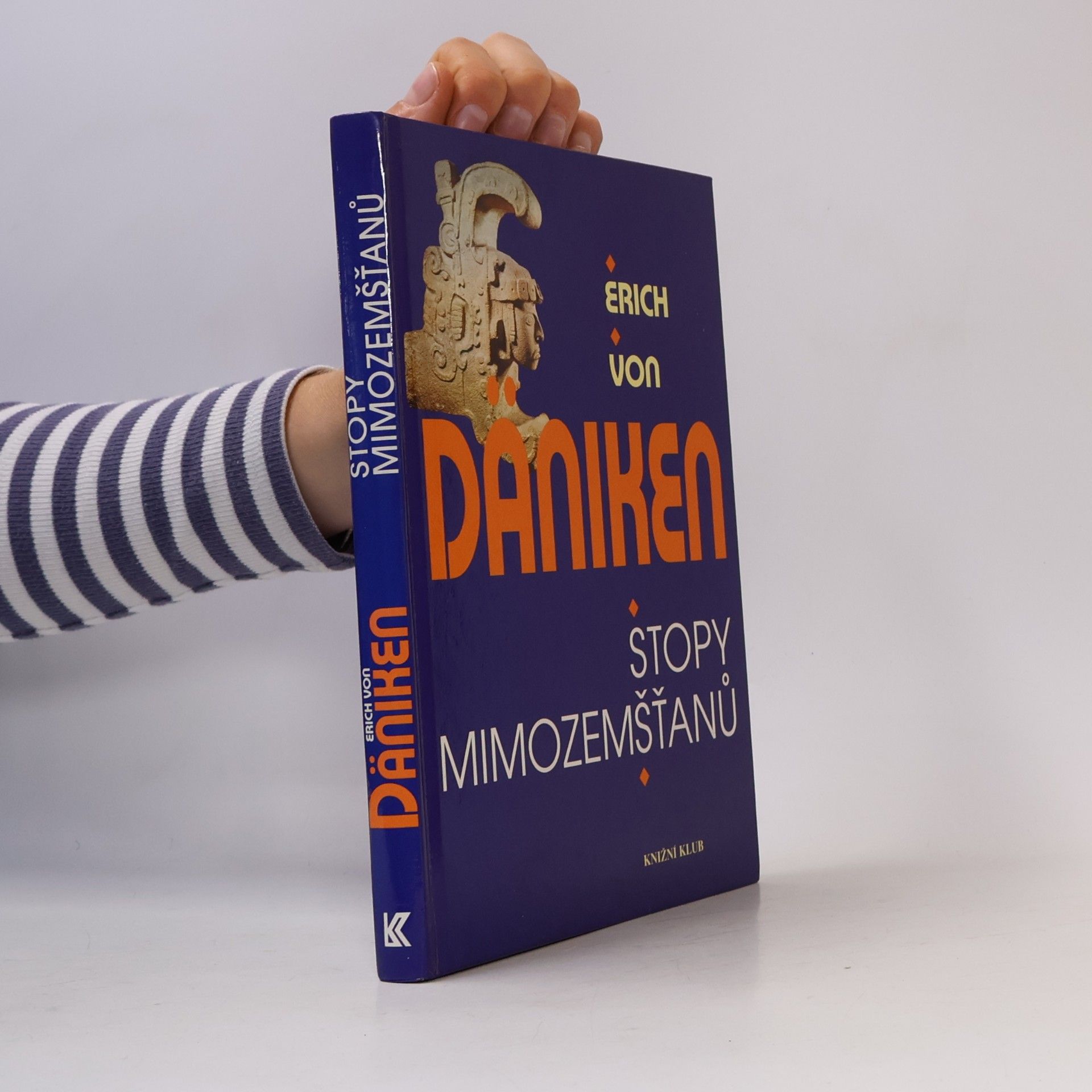 Erich von Däniken Stopy mimozemšťanů