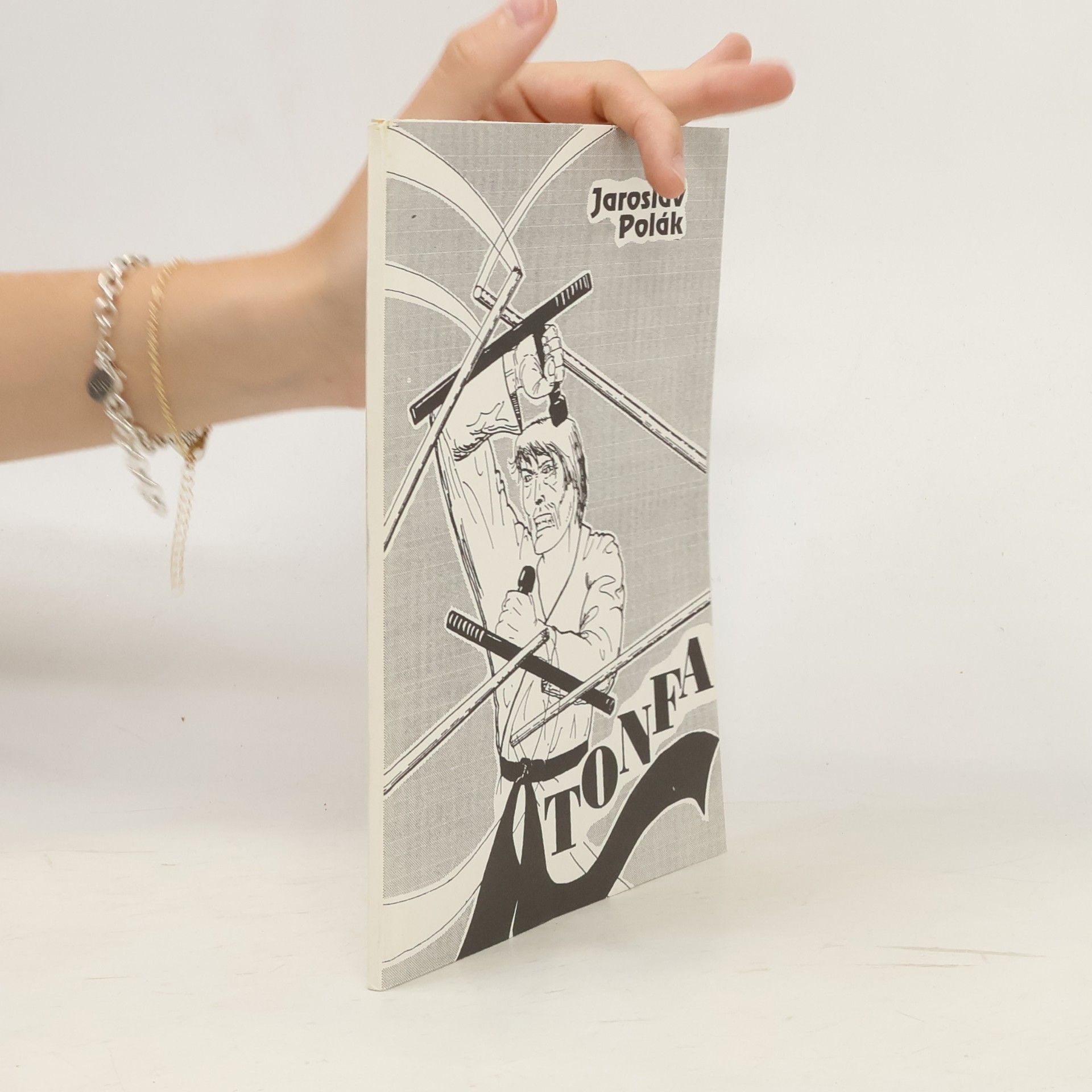 Tonfa