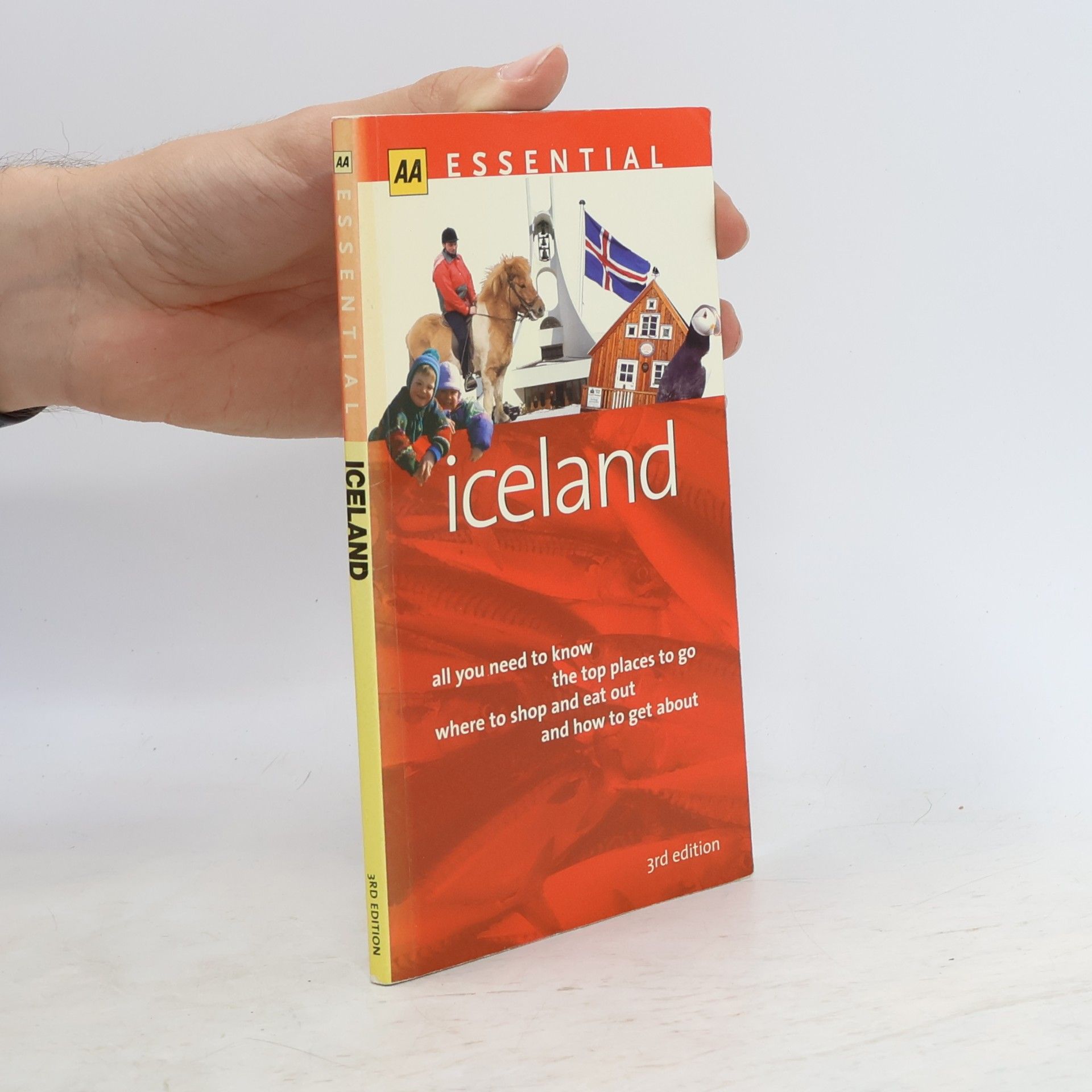 AA Essential Iceland - 3rd Edition