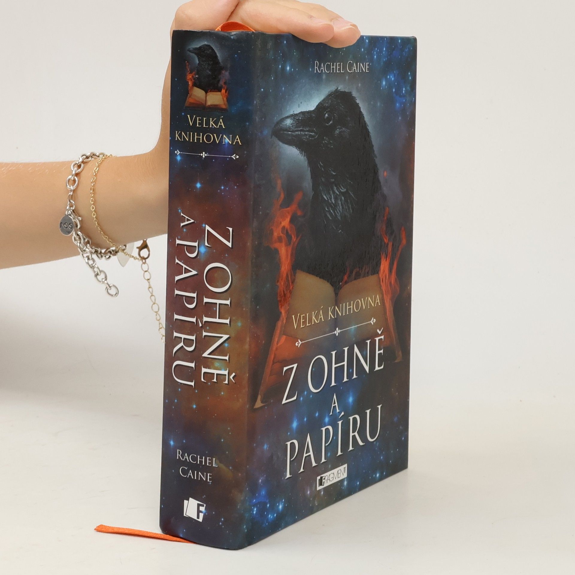 Rachel Caine Velká knihovna. Z ohně a papíru