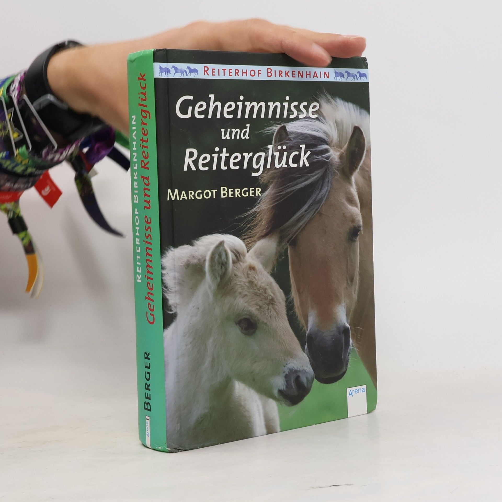 Margot Berger Geheimnisse und Reiterglück