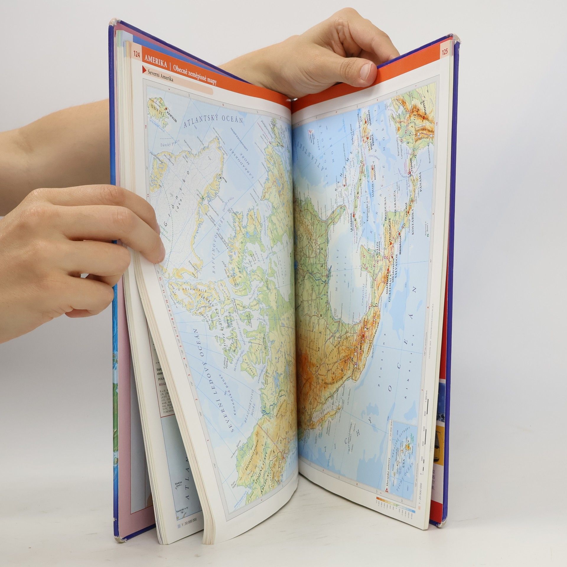 Auteurscollectief Školní atlas světa