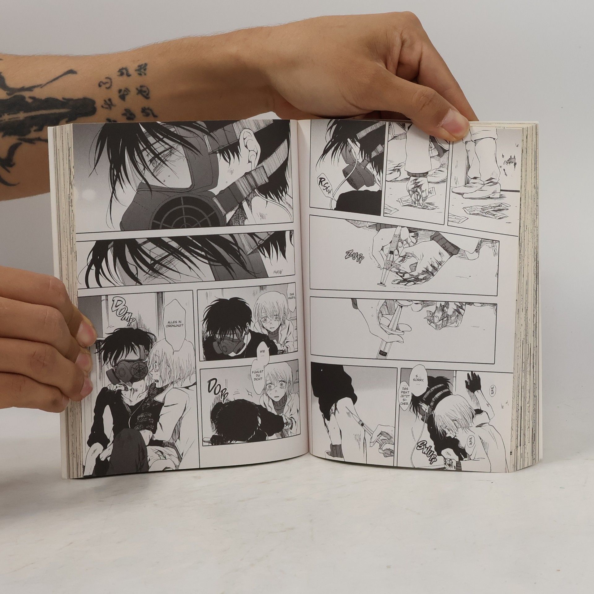 Ryō Hanada Devils' Line 02
