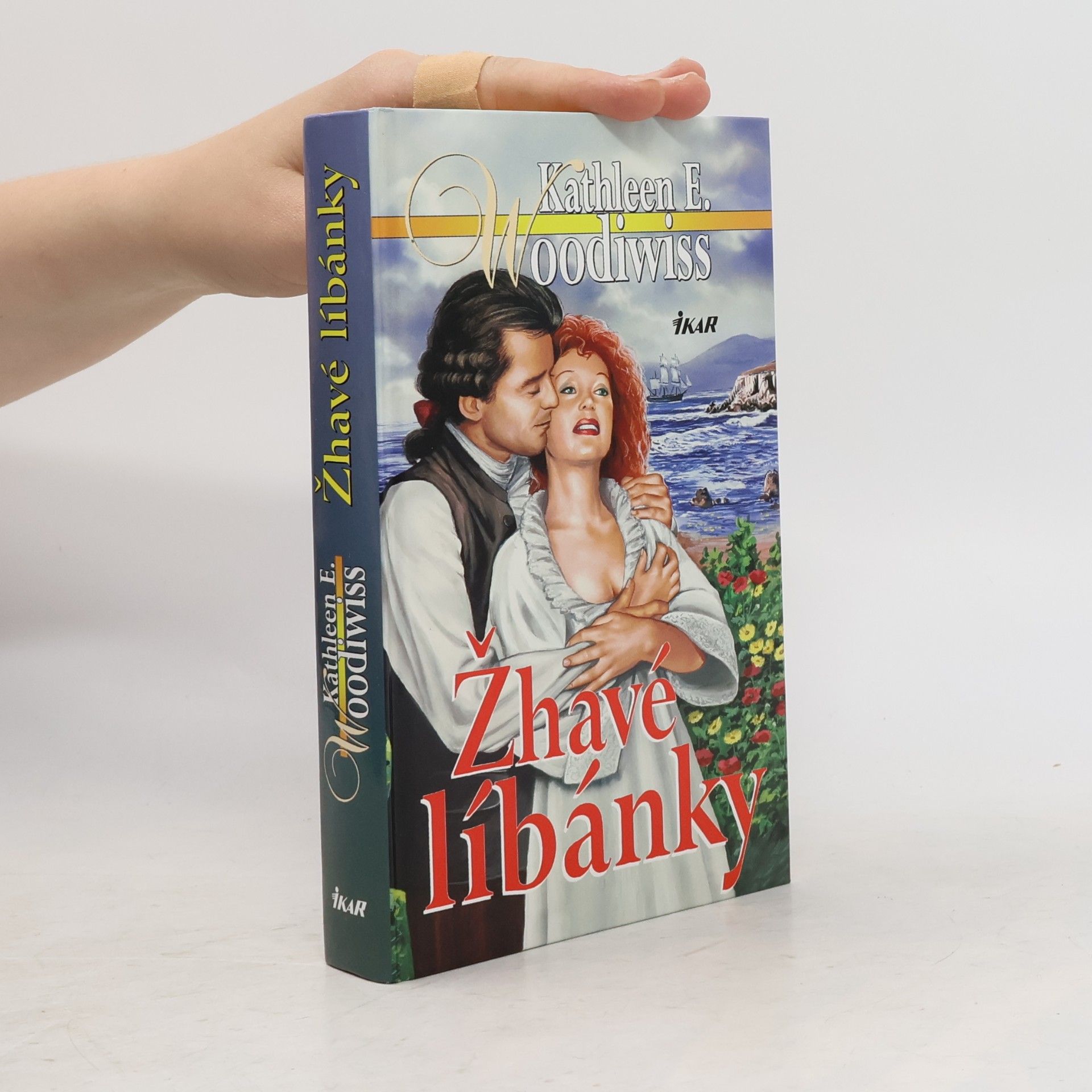 Kathleen E. Woodiwiss Žhavé líbánky