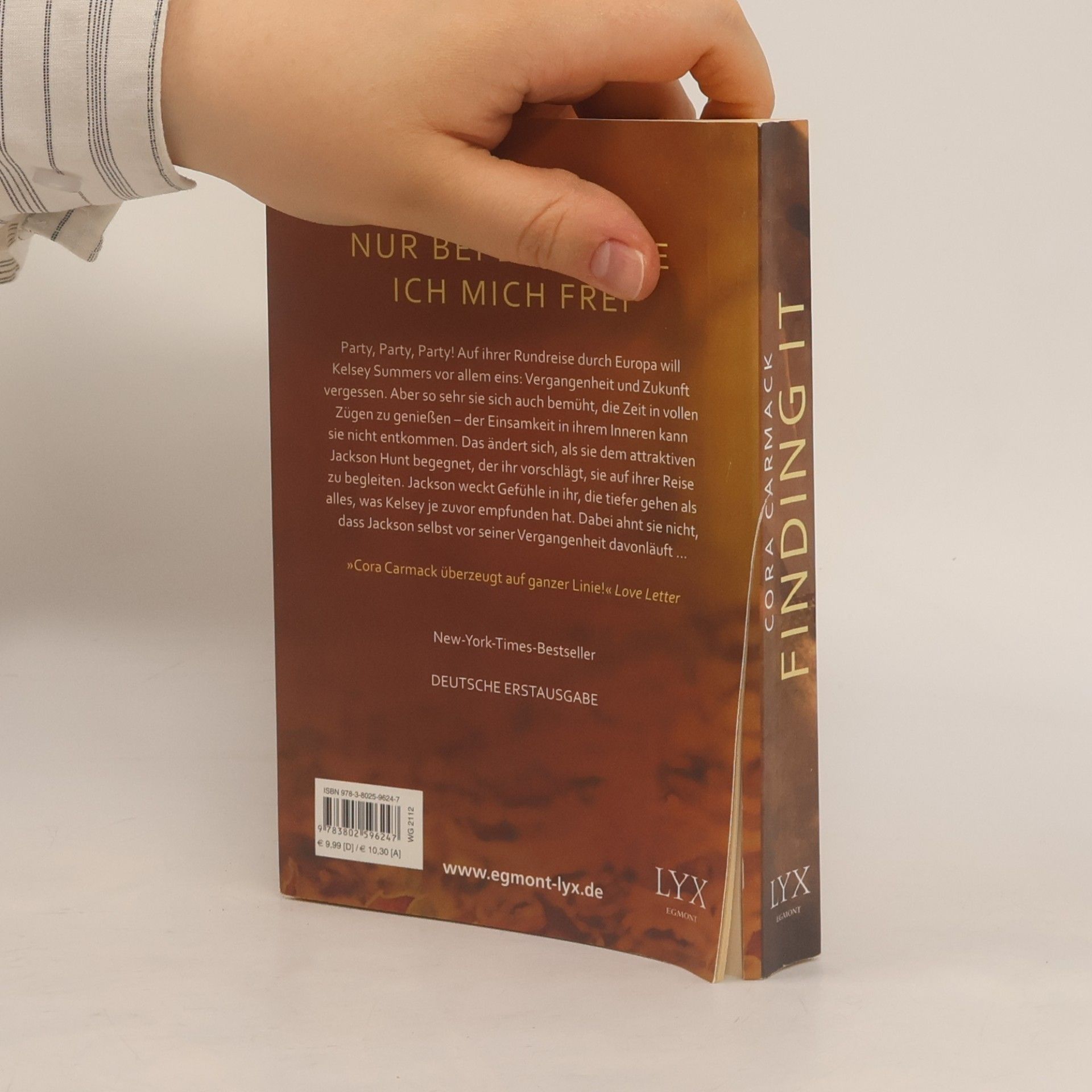 Cora Carmack Finding it