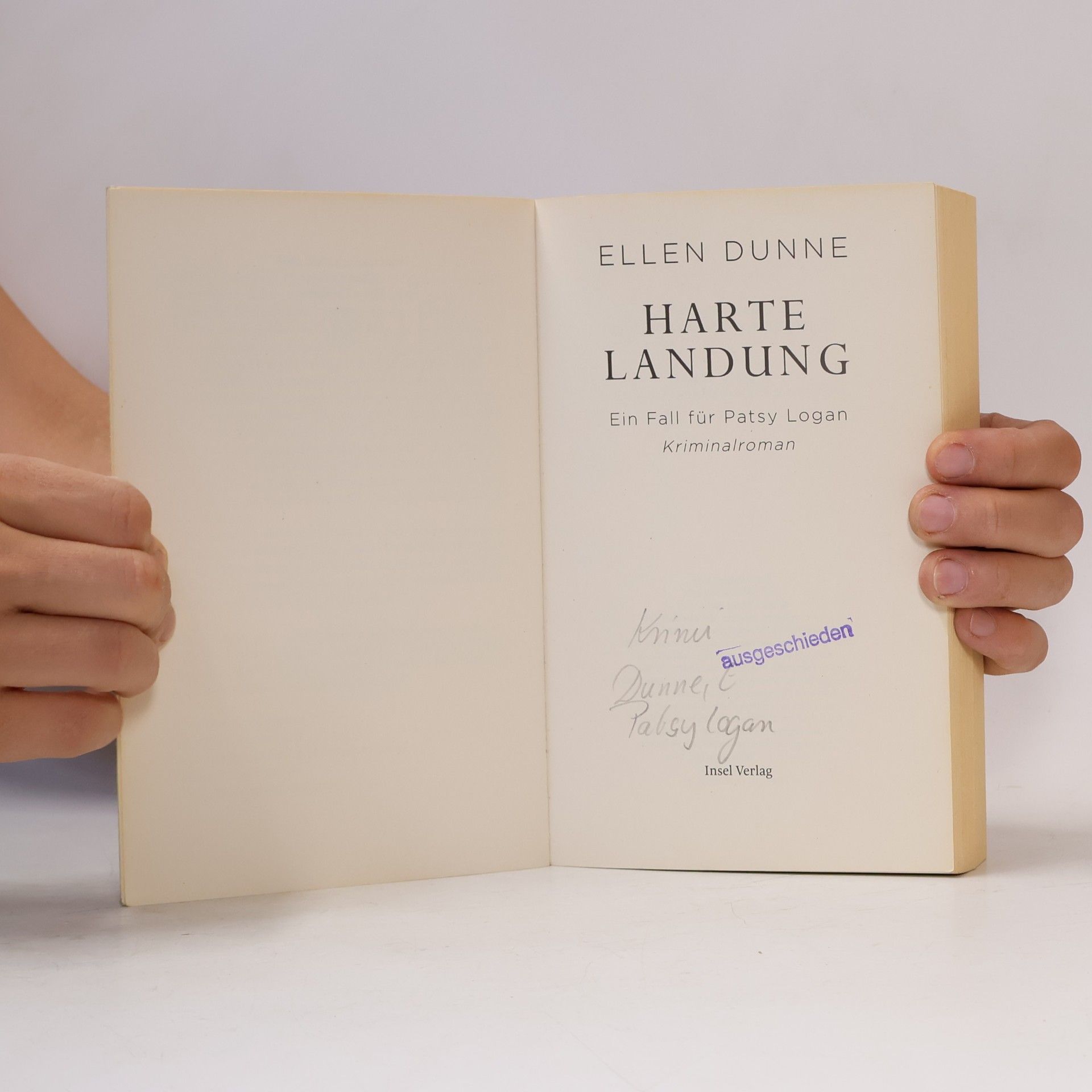 Ellen Dunne Harte Landung