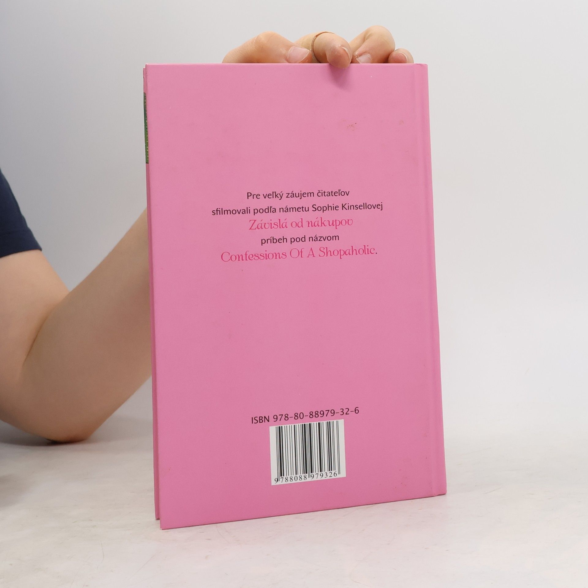 Sophie Kinsella Závislá od nákupov