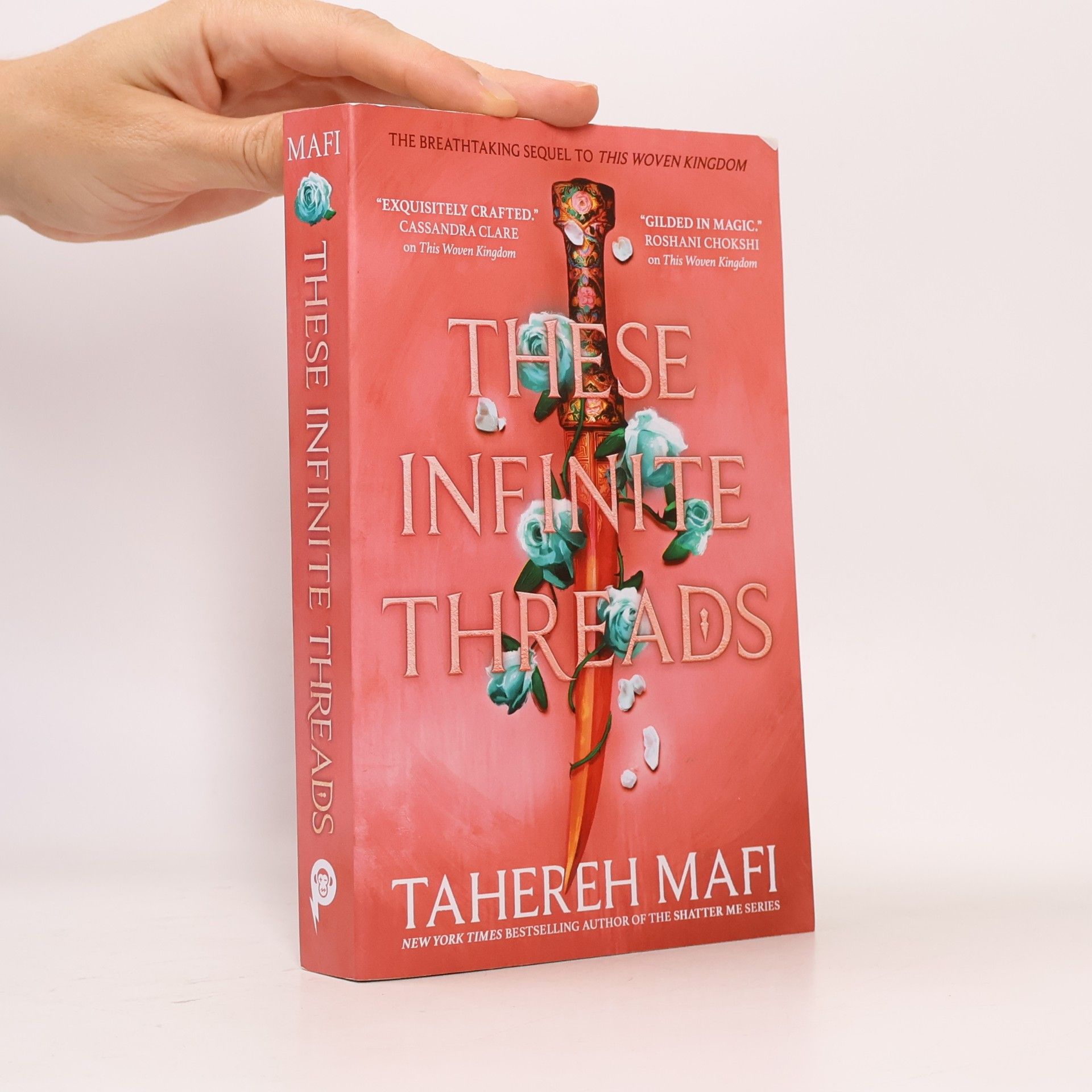 Tahereh Mafi These Infinite Threads