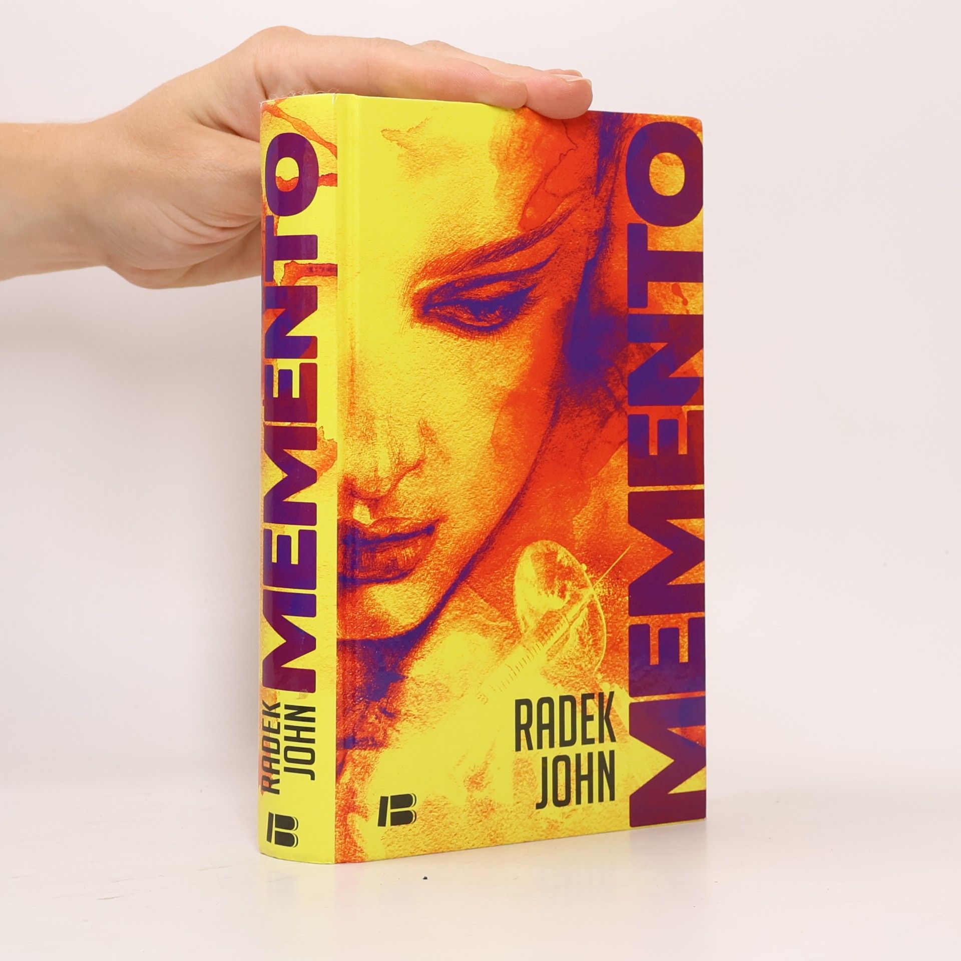 Radek John Memento
