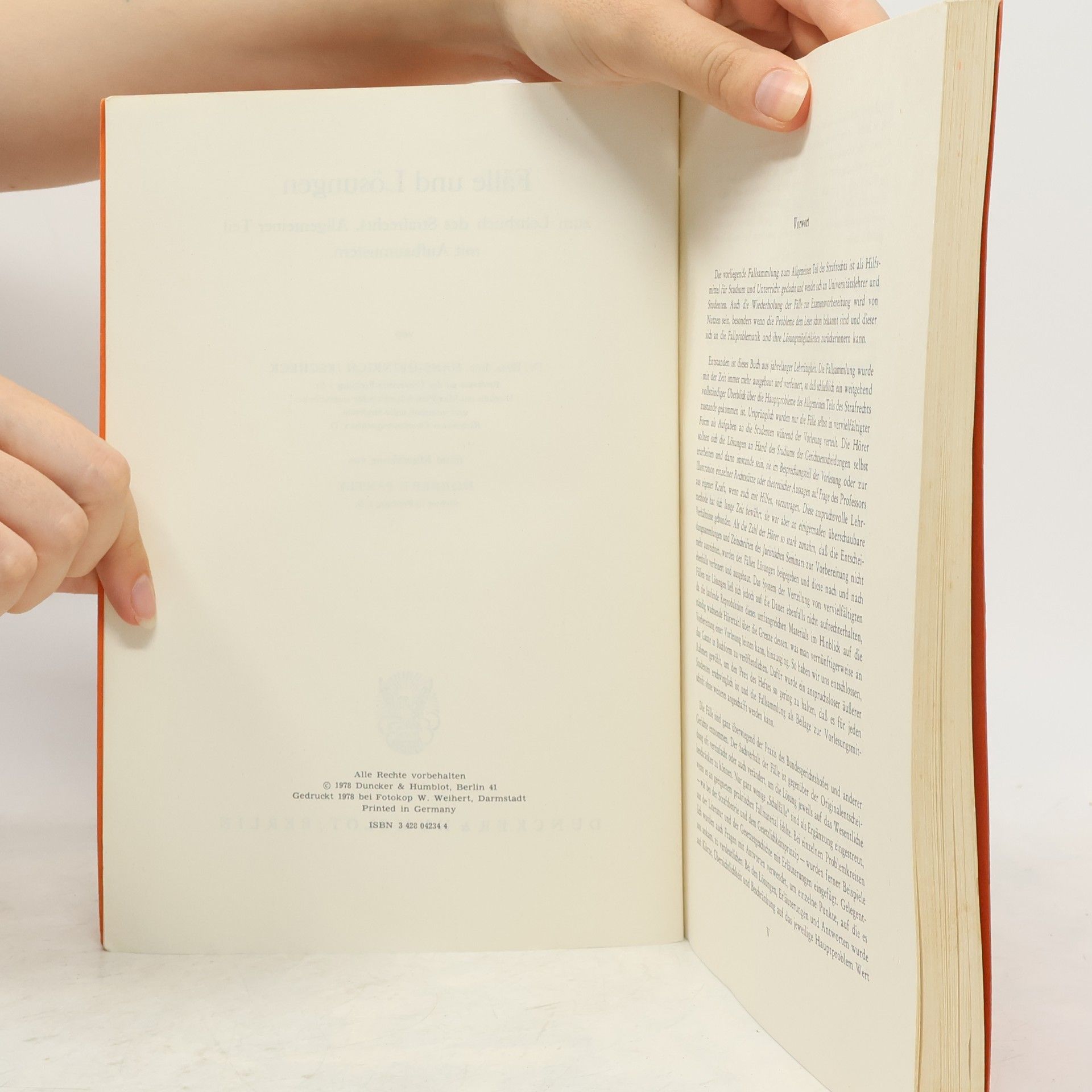 Hans Heinrich Jescheck Fälle und Lösungen zum Lehrbuch des Strafrechts, Allgemeiner Teil mit Aufbaumustern