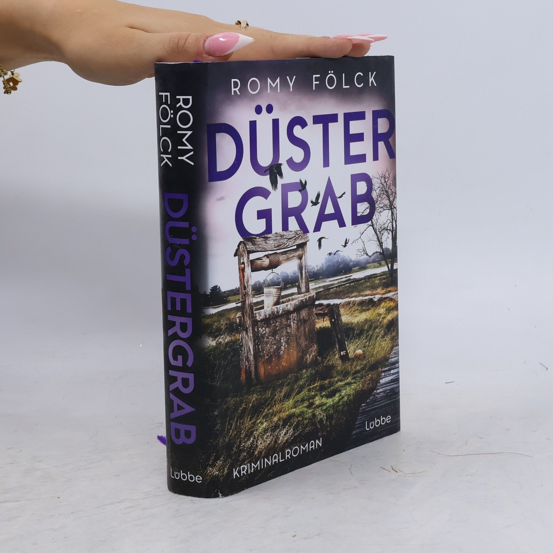 Düstergrab