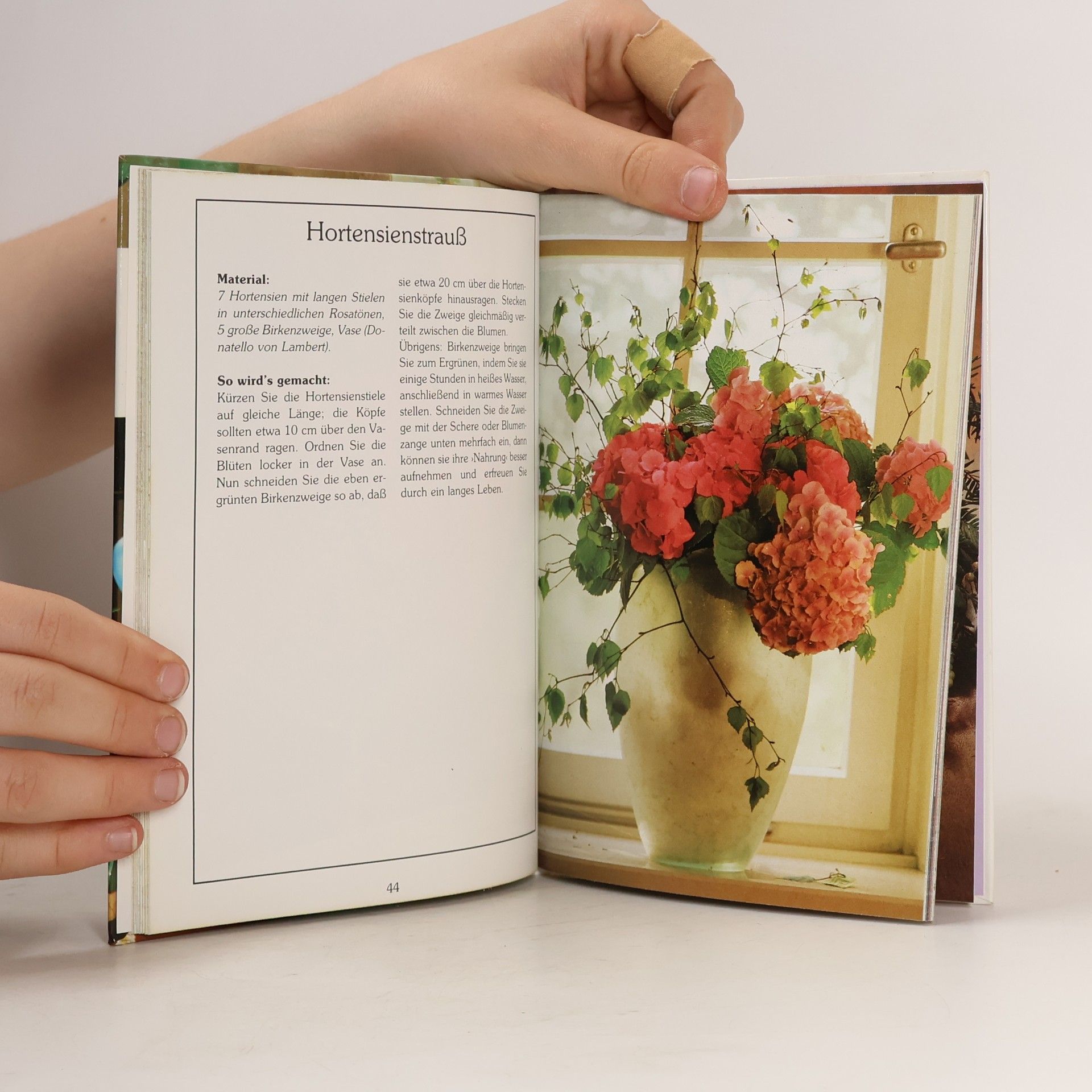 Ulrike Teiwes Ausgefallener Blumenschmuck