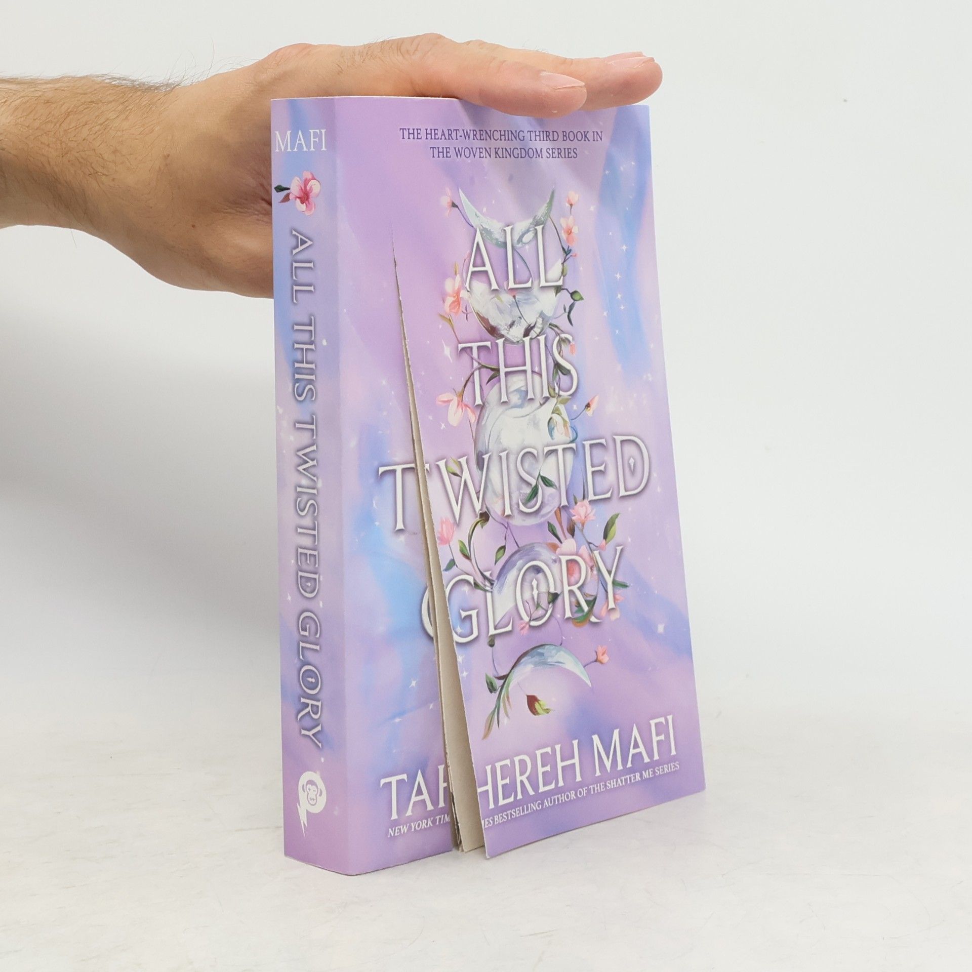 Tahereh Mafi All This Twisted Glory (This Woven Kingdom)