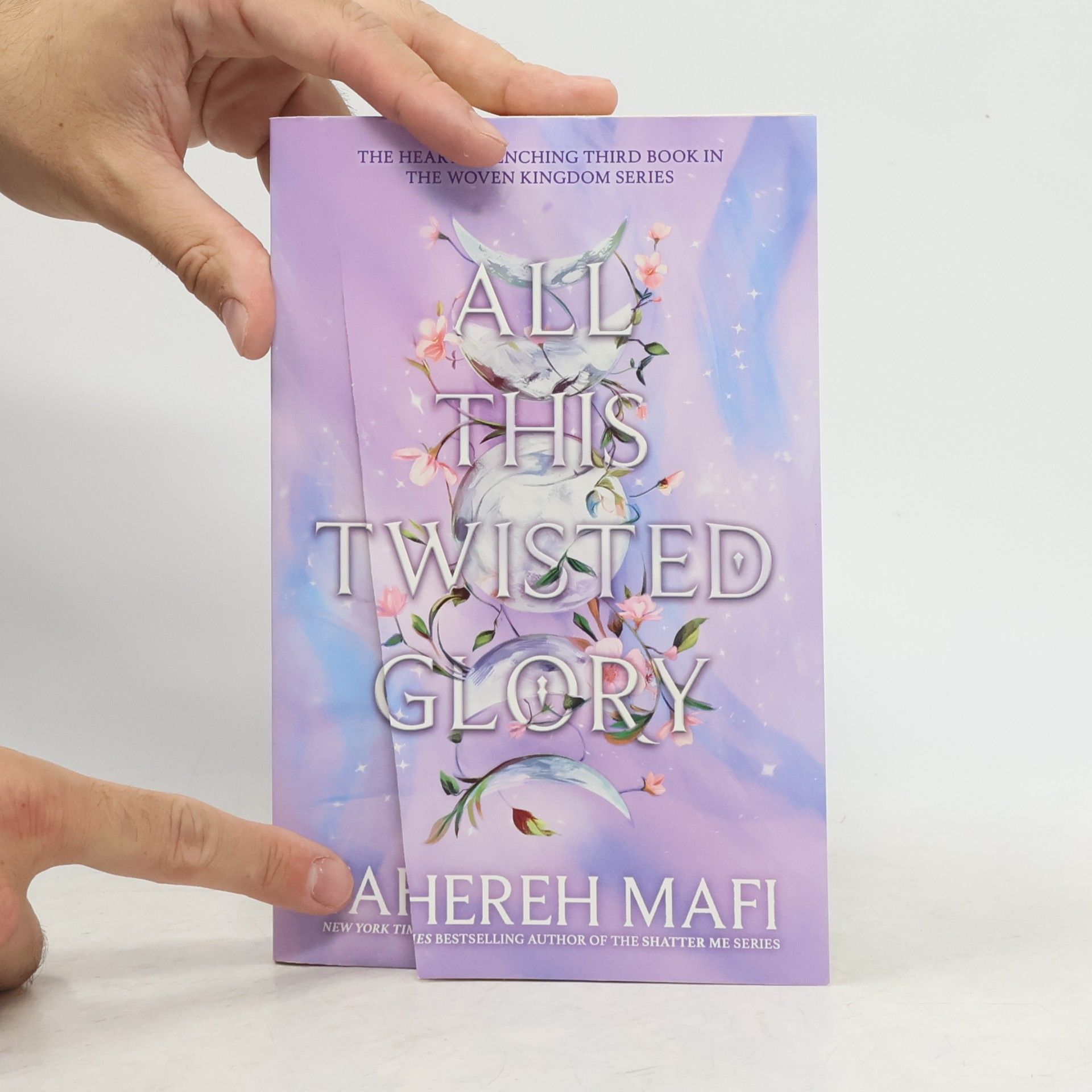 Tahereh Mafi All This Twisted Glory (This Woven Kingdom)