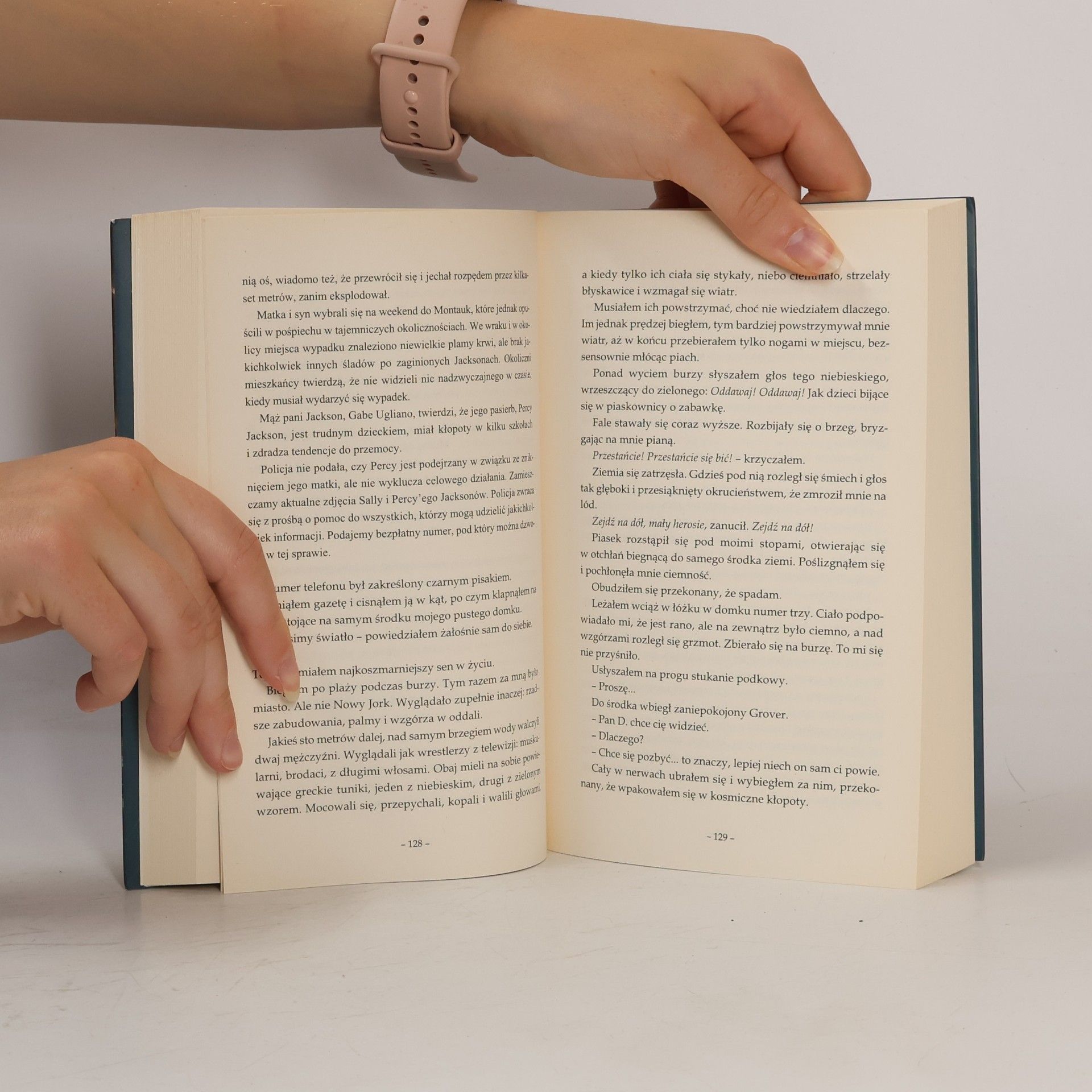 Rick Riordan Percy Jackson i bogowie olimpijscy - 1: Złodziej pioruna