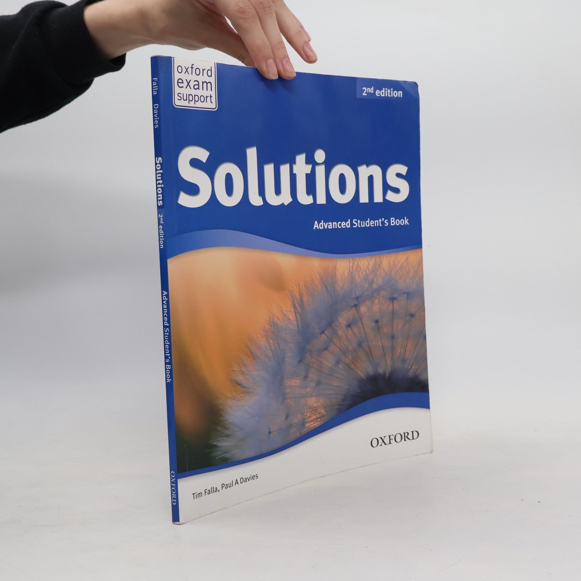 Paul A. Davies Solutions : 2nd edition : advanced. Student's book