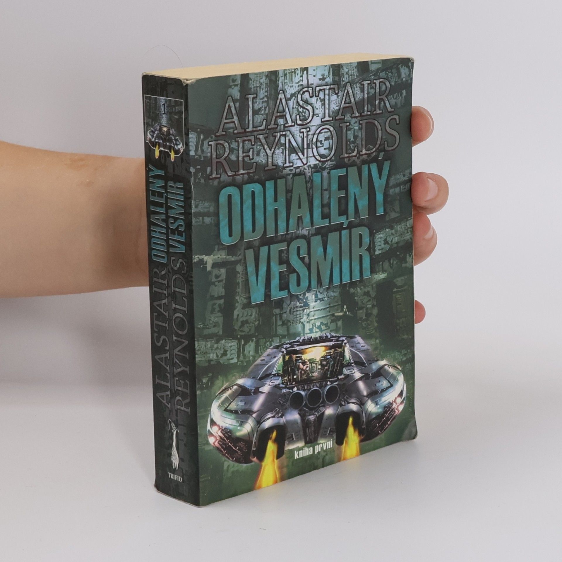 Alastair Reynolds Odhalený vesmír 1