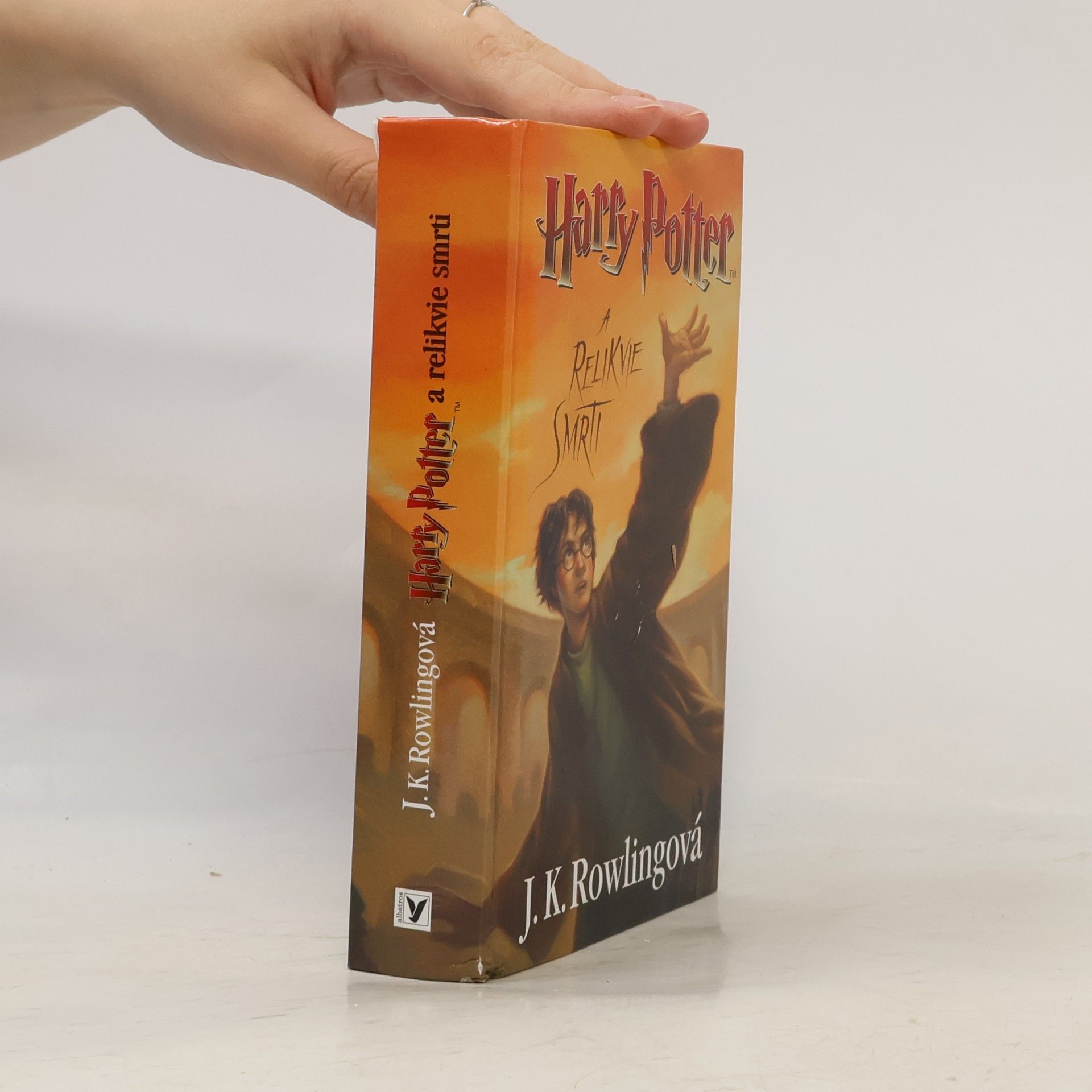 Joanne K. Rowlingová Harry Potter a relikvie smrti