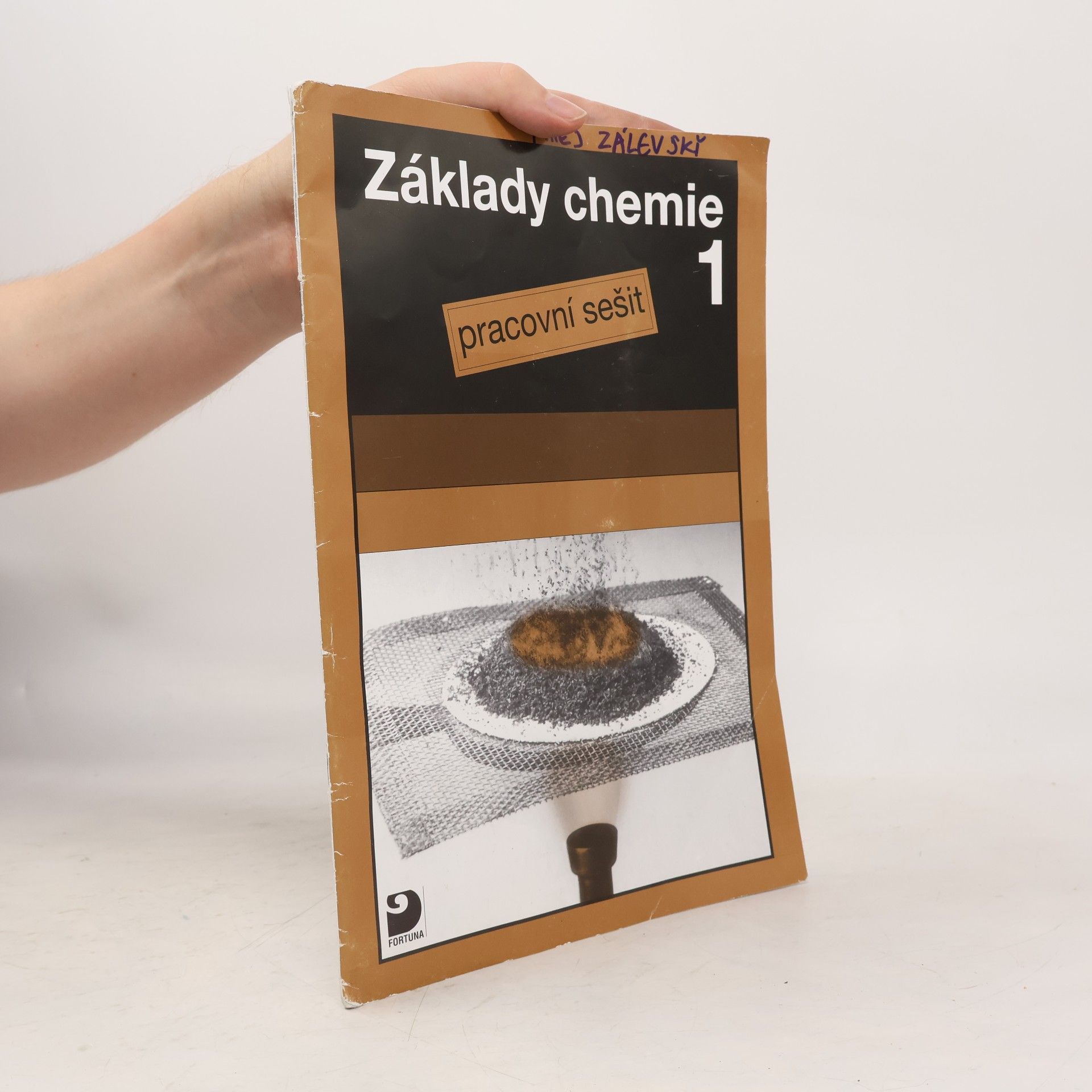 Pavel Beneš Základy chemie 1 - Pracovní sešit