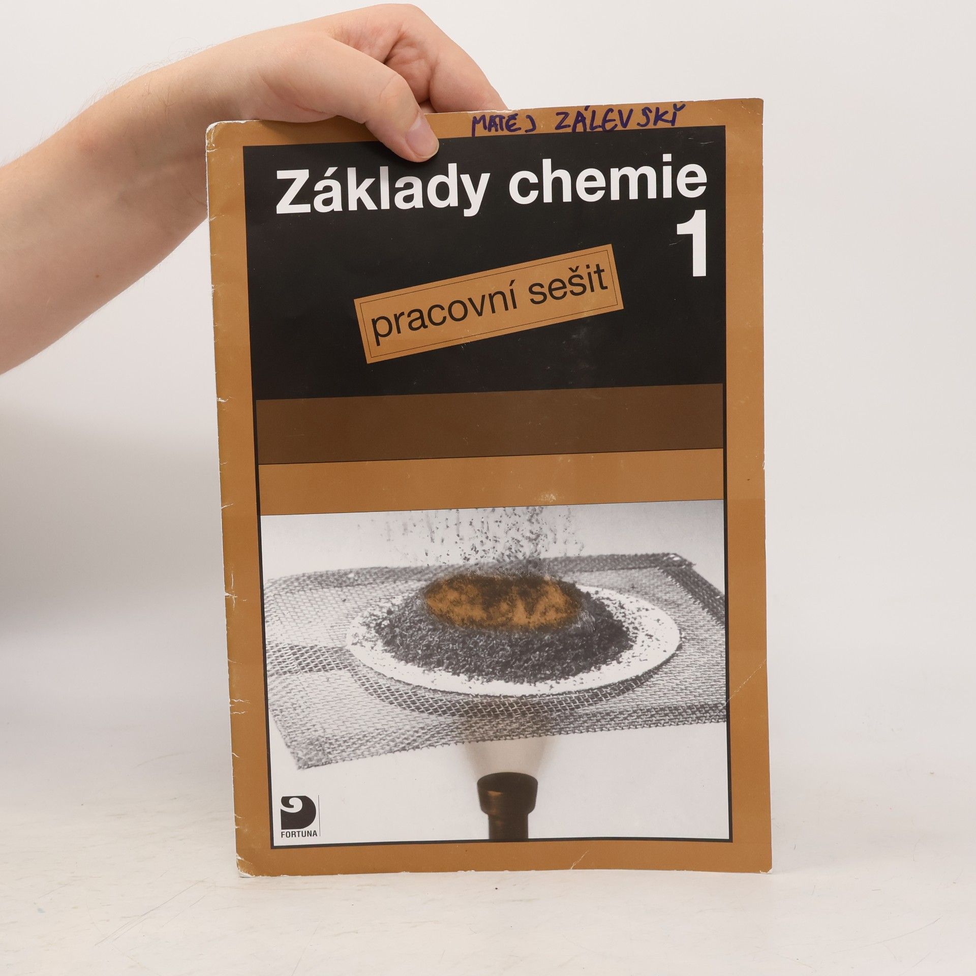 Pavel Beneš Základy chemie 1 - Pracovní sešit