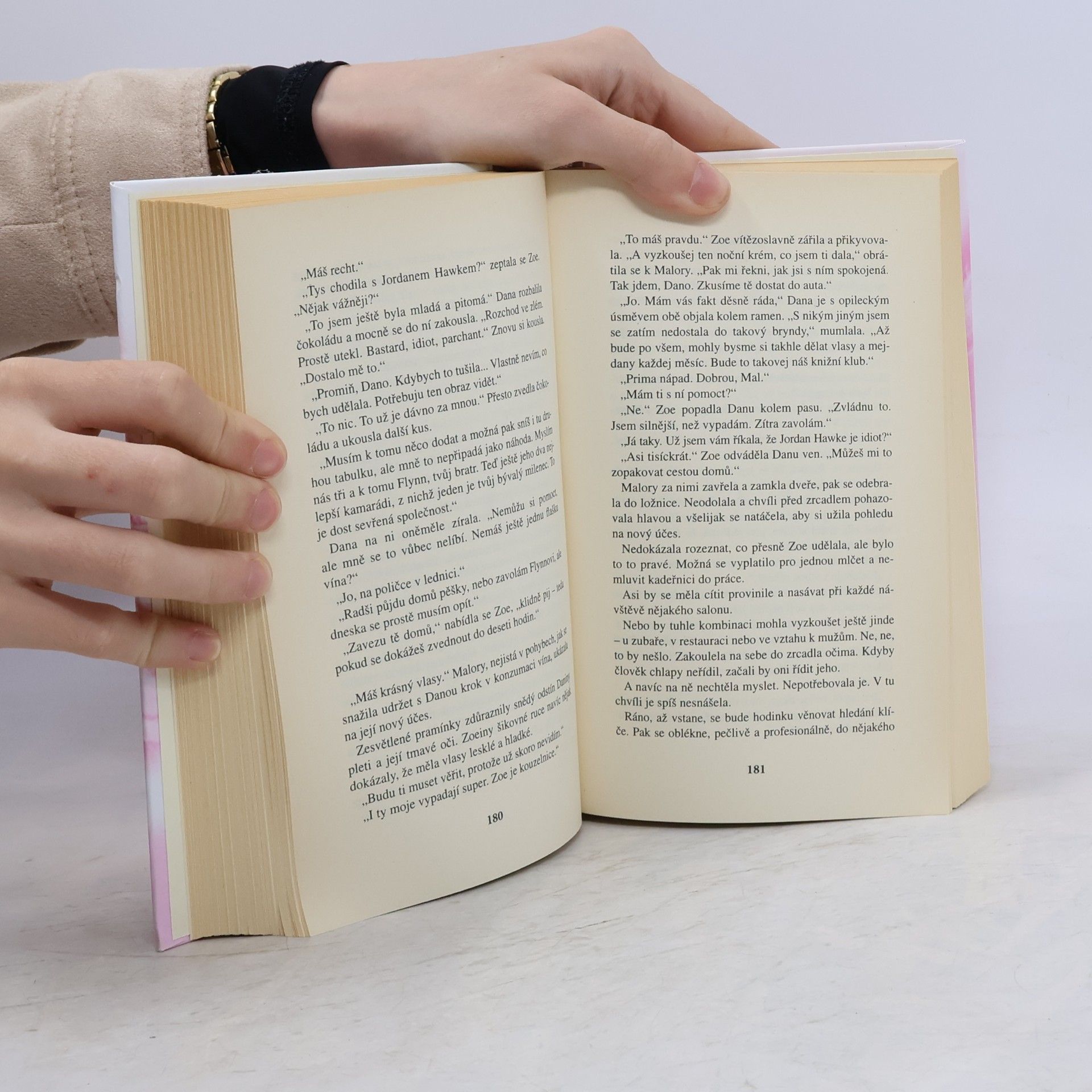 Nora Roberts Klíč světla