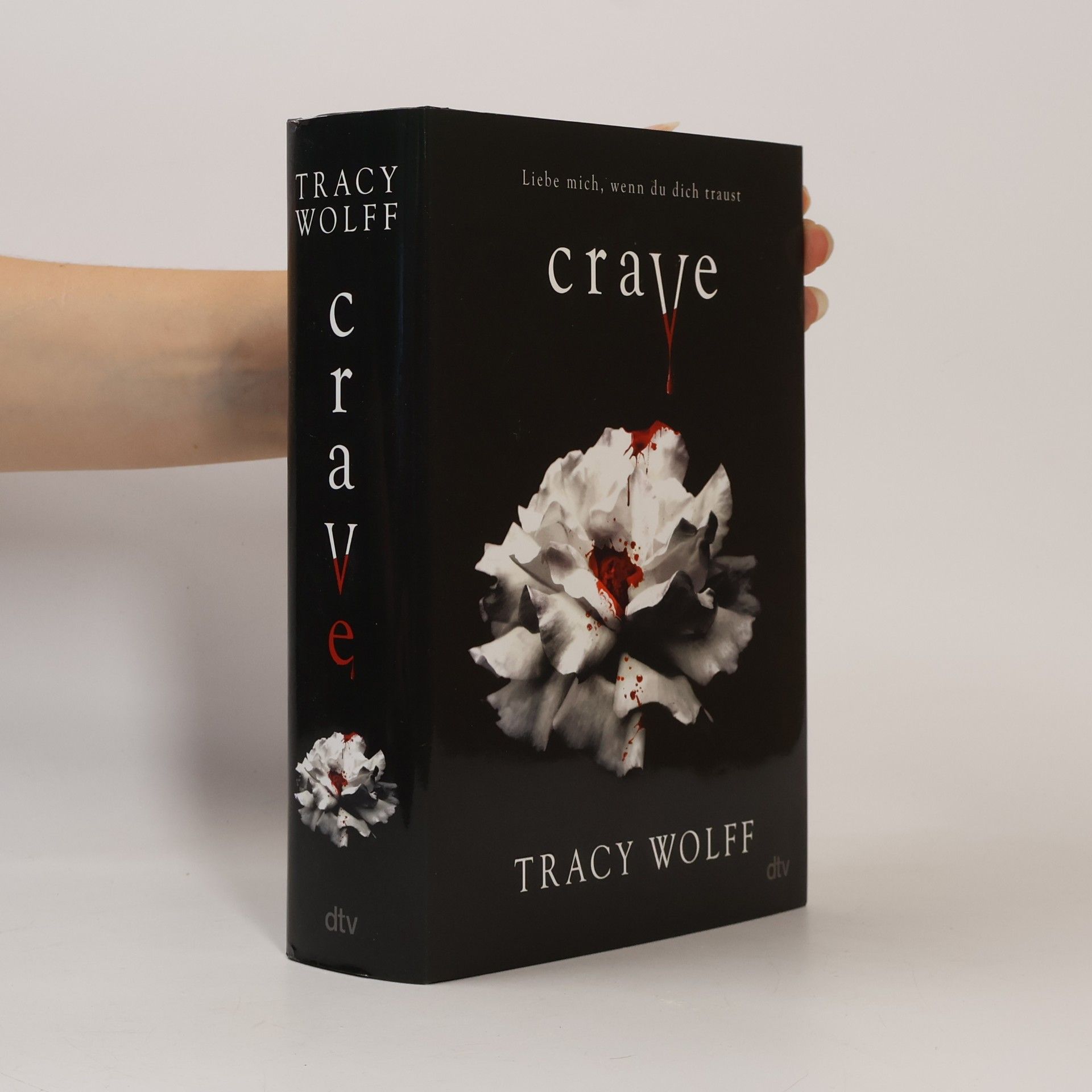 Tracy Wolff Crave
