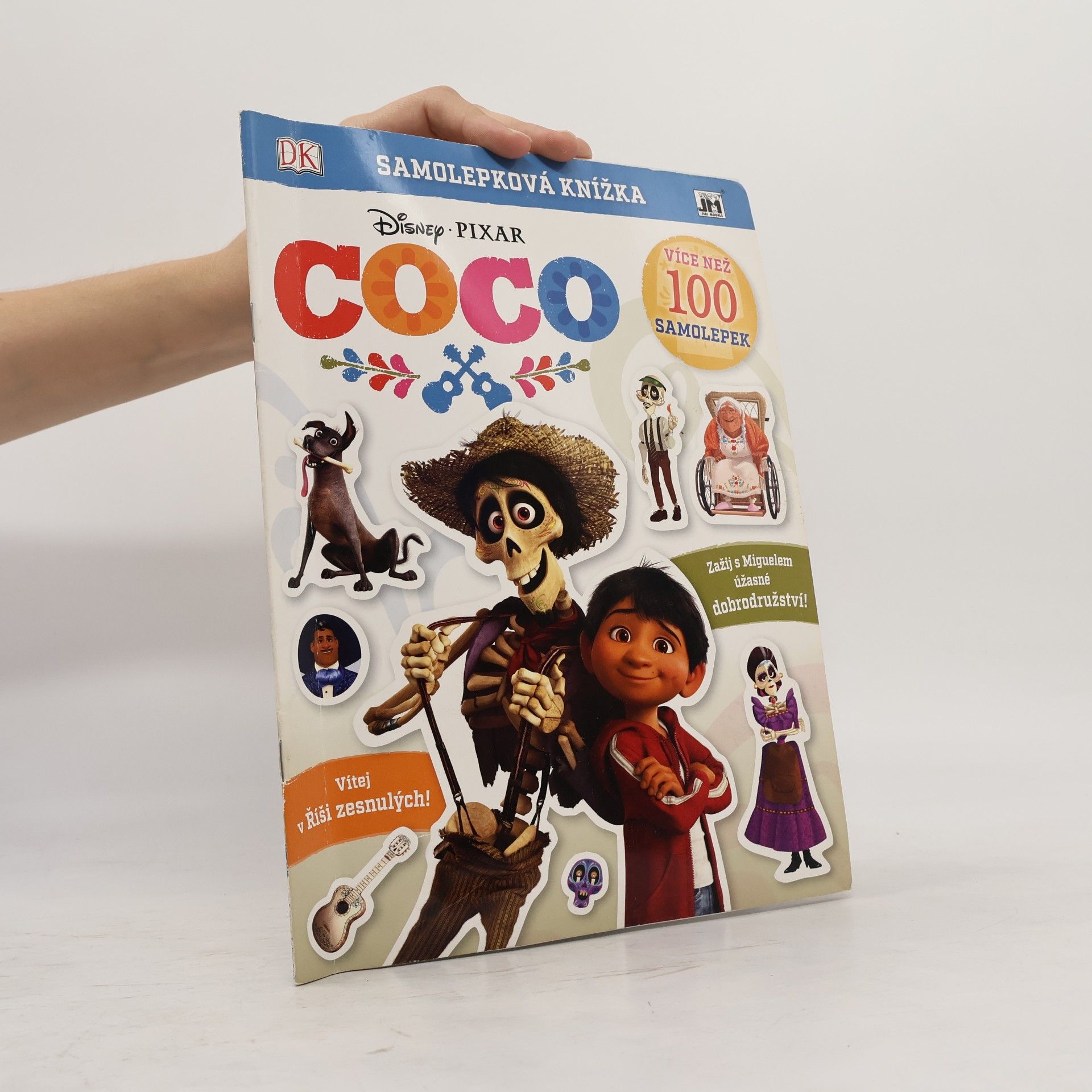 Kolektiv autorů Samolepková knížka Coco