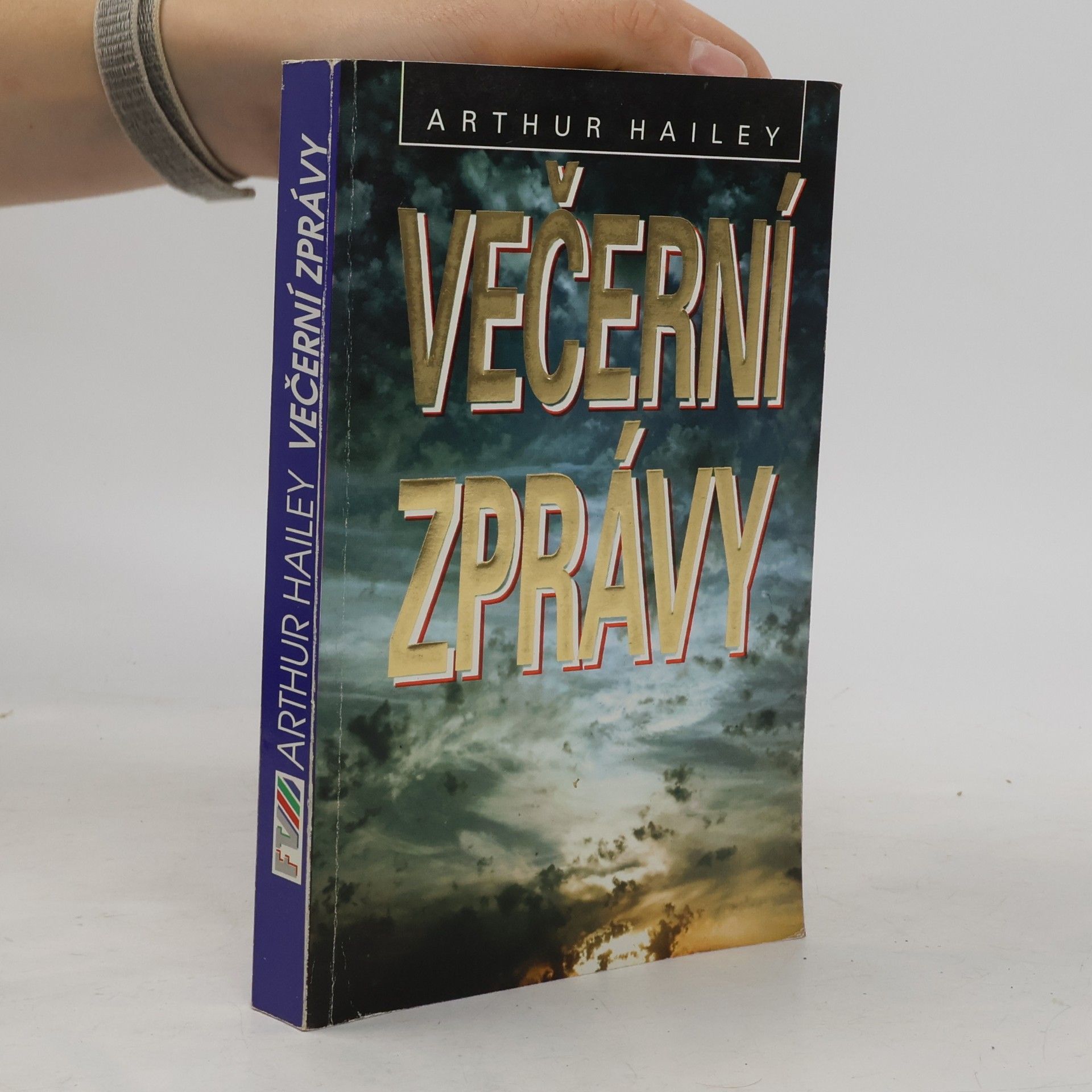 Arthur Hailey Večerní zprávy