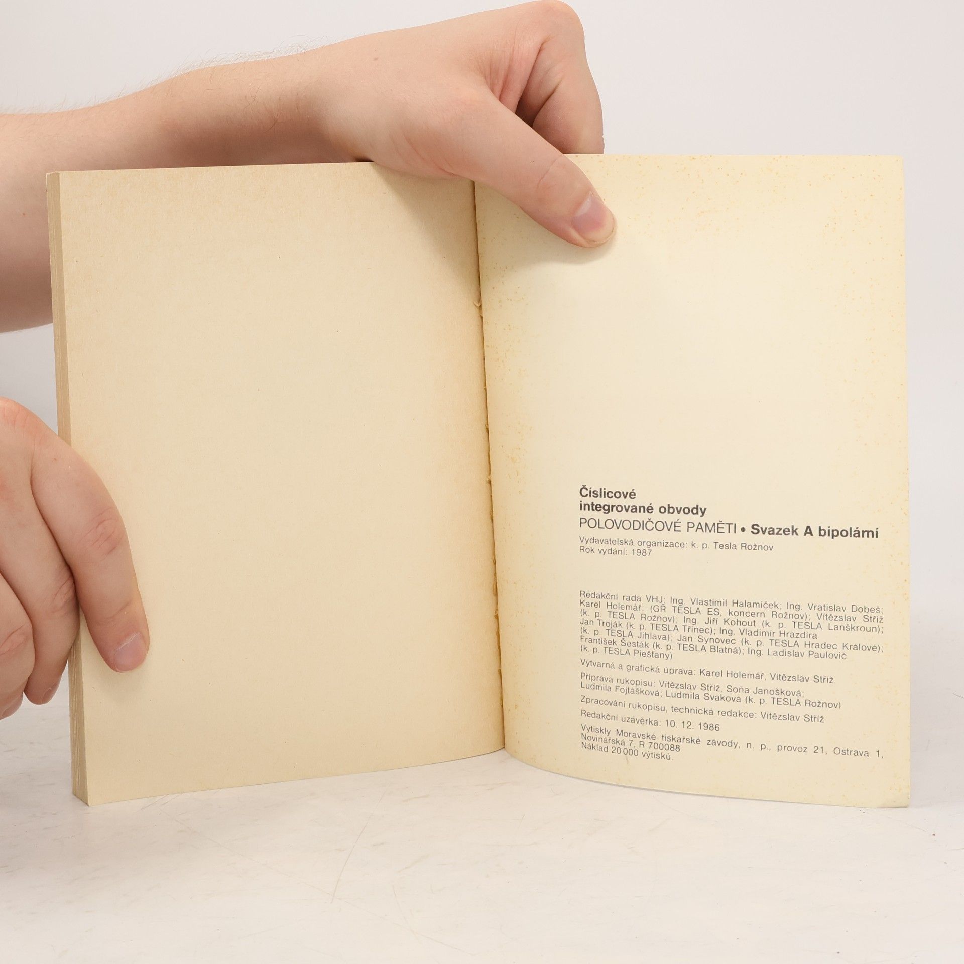 Collectif d'auteurs Číslicové integrované obvody