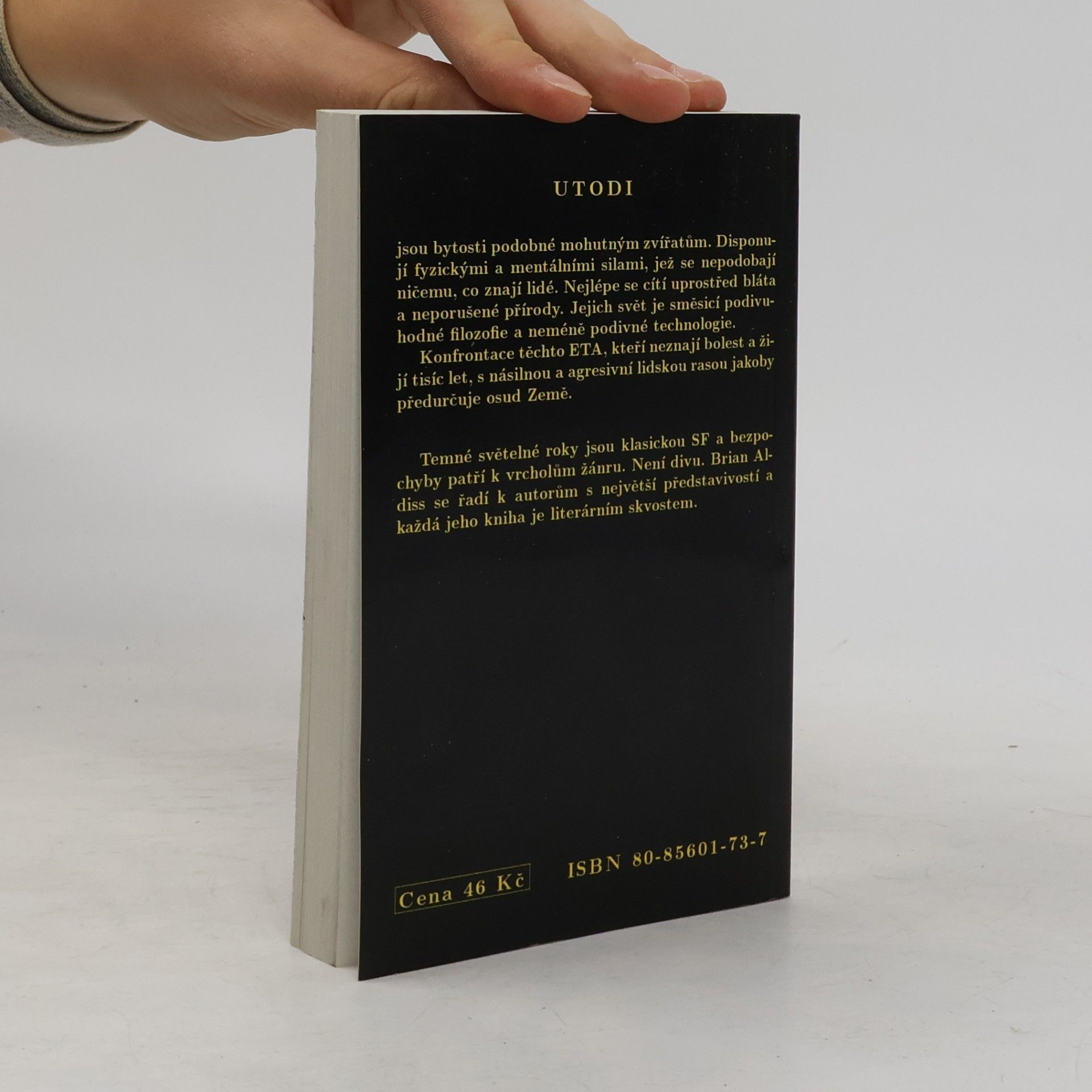 Brian Aldiss Temné světelné roky