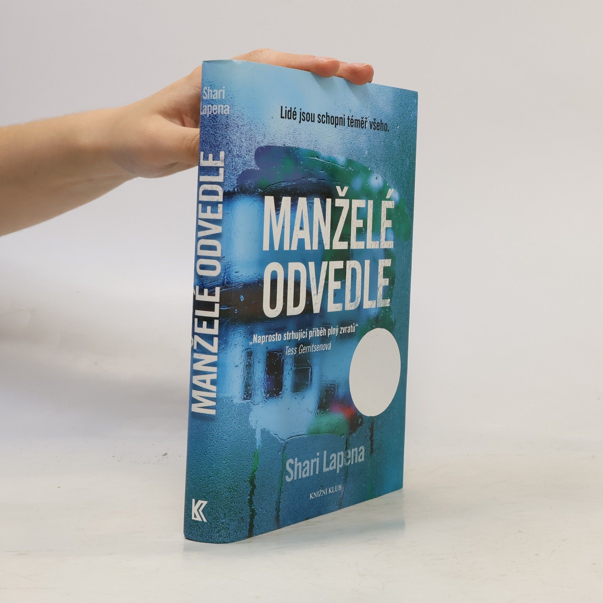 Shari Lapena Manželé odvedle