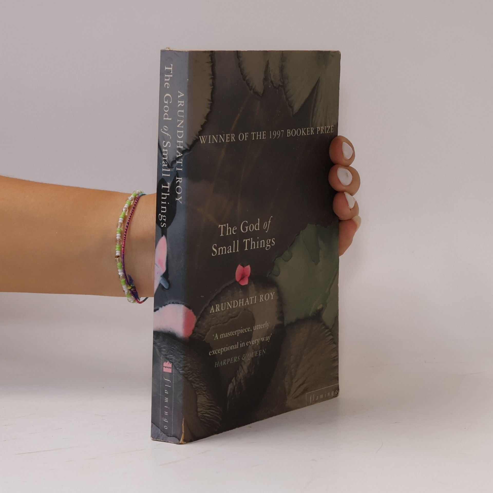 Arundhati Roy The god of small things