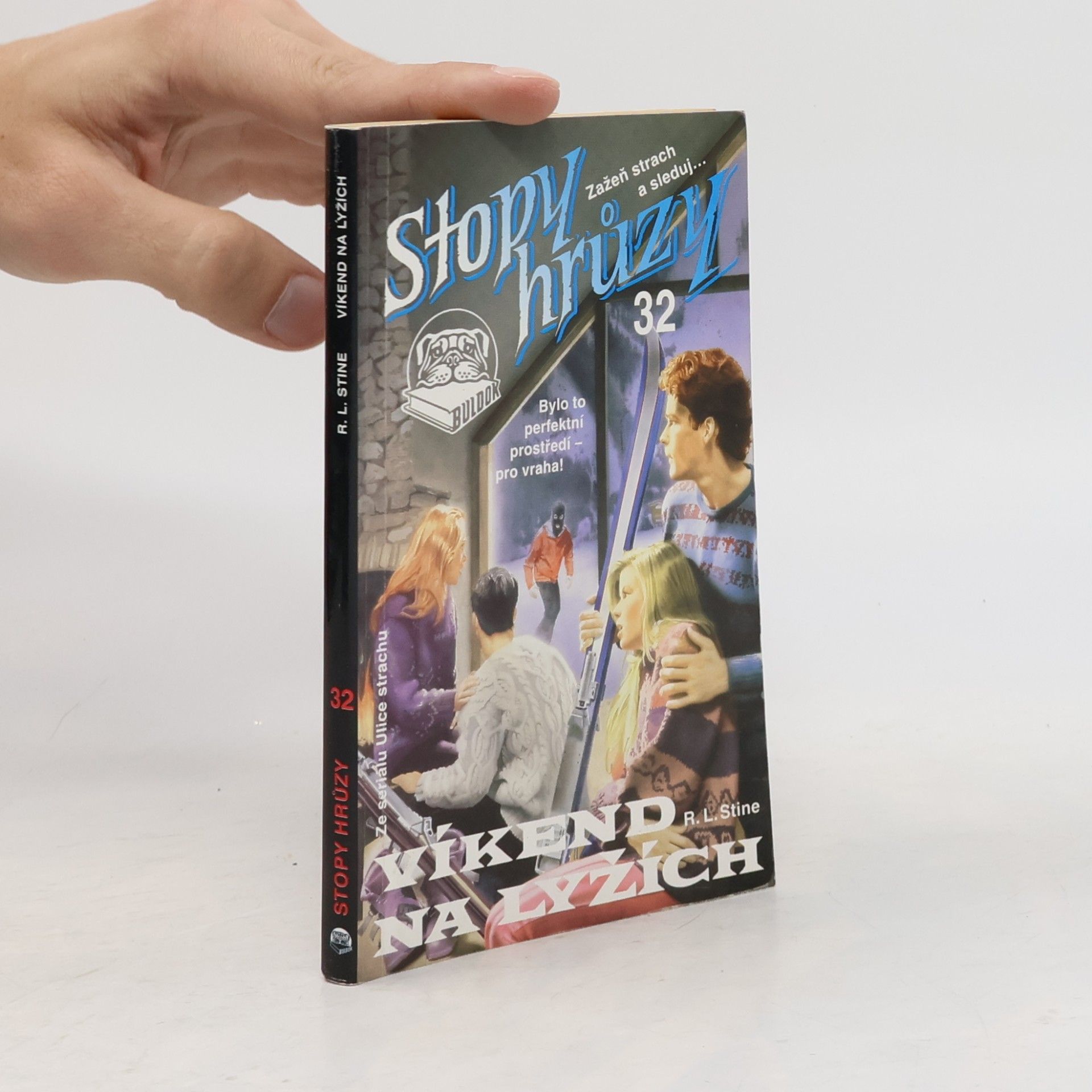 R. L. Stine Víkend na lyžích. Stopy hrůzy 32