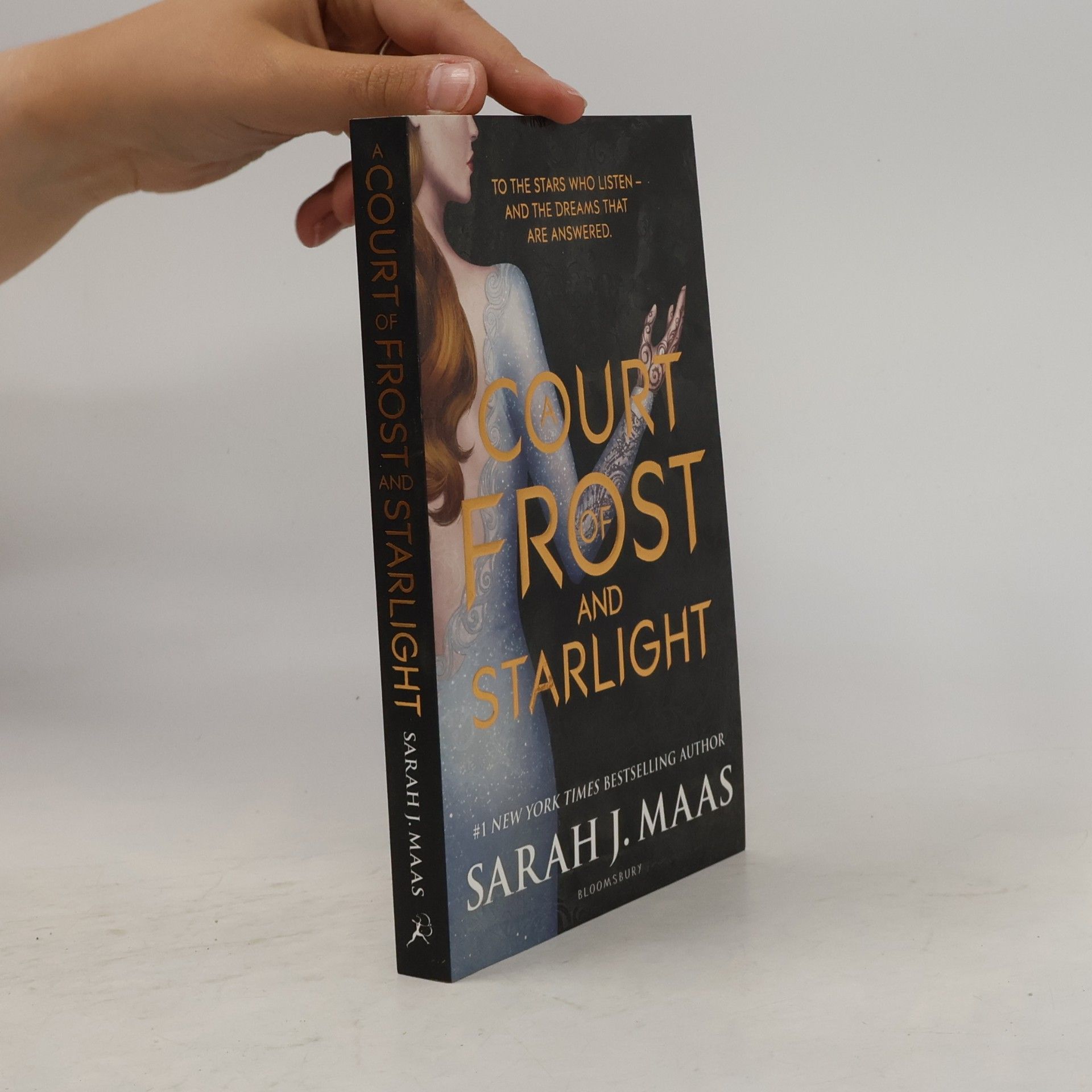 Sarah J. Maas A Court of Frost and Starlight